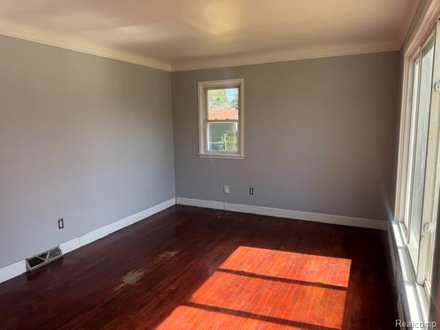 26648 Schoenherr Road Property Photo 7