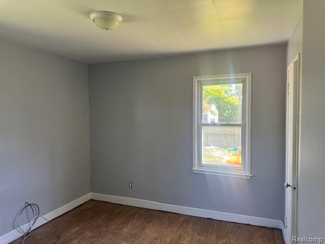 26648 Schoenherr Road Property Photo 12