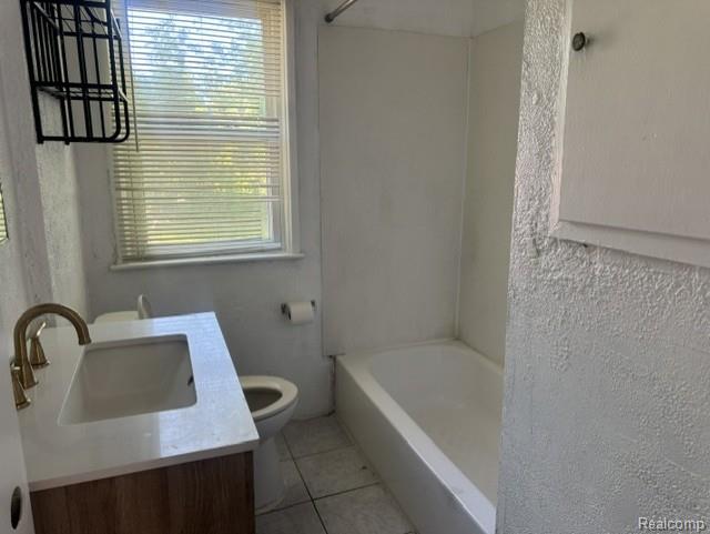 26648 Schoenherr Road Property Photo 13
