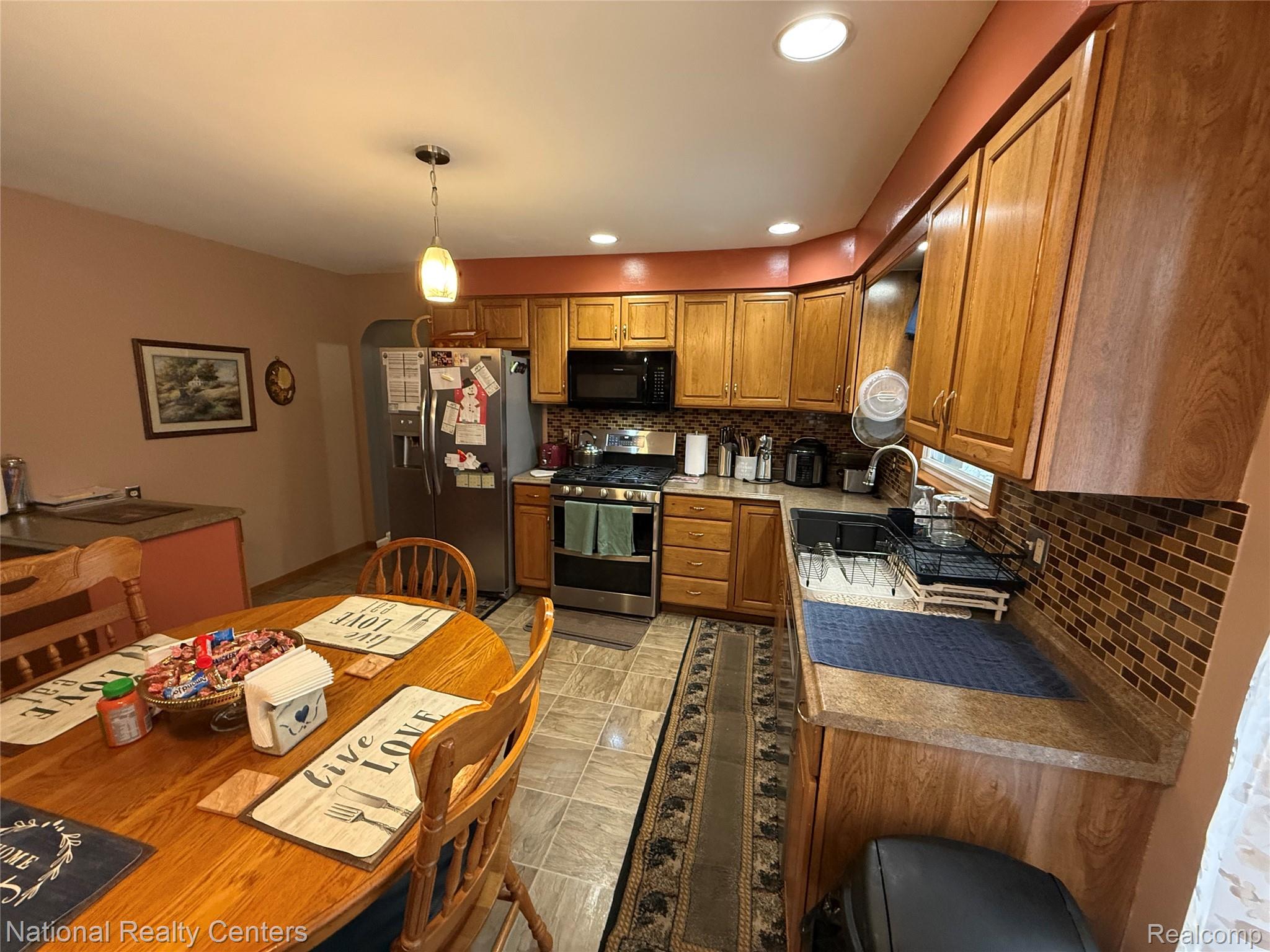 205 Sunset Boulevard Property Photo 10