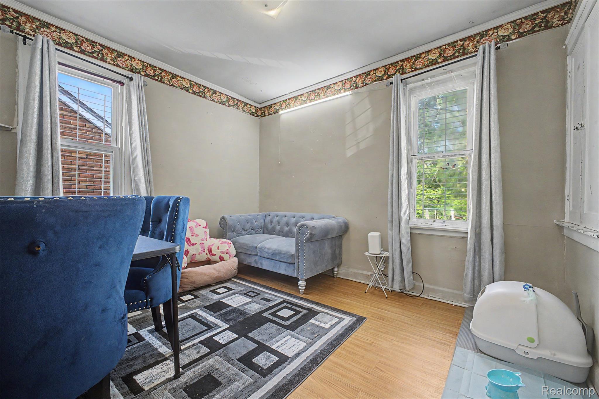 6808 Abington Avenue Property Photo 14