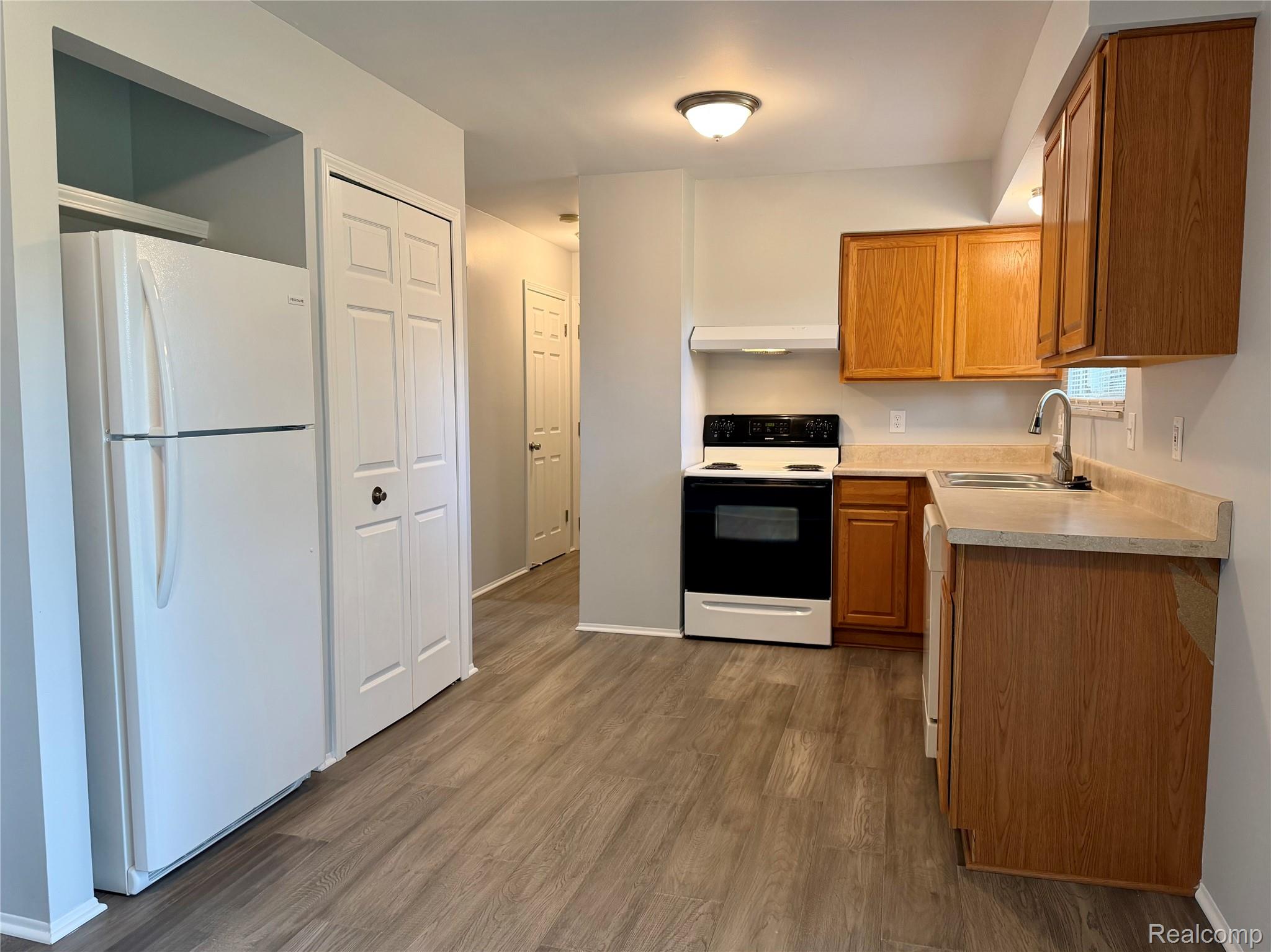 1746 Brookline Street Property Photo 9