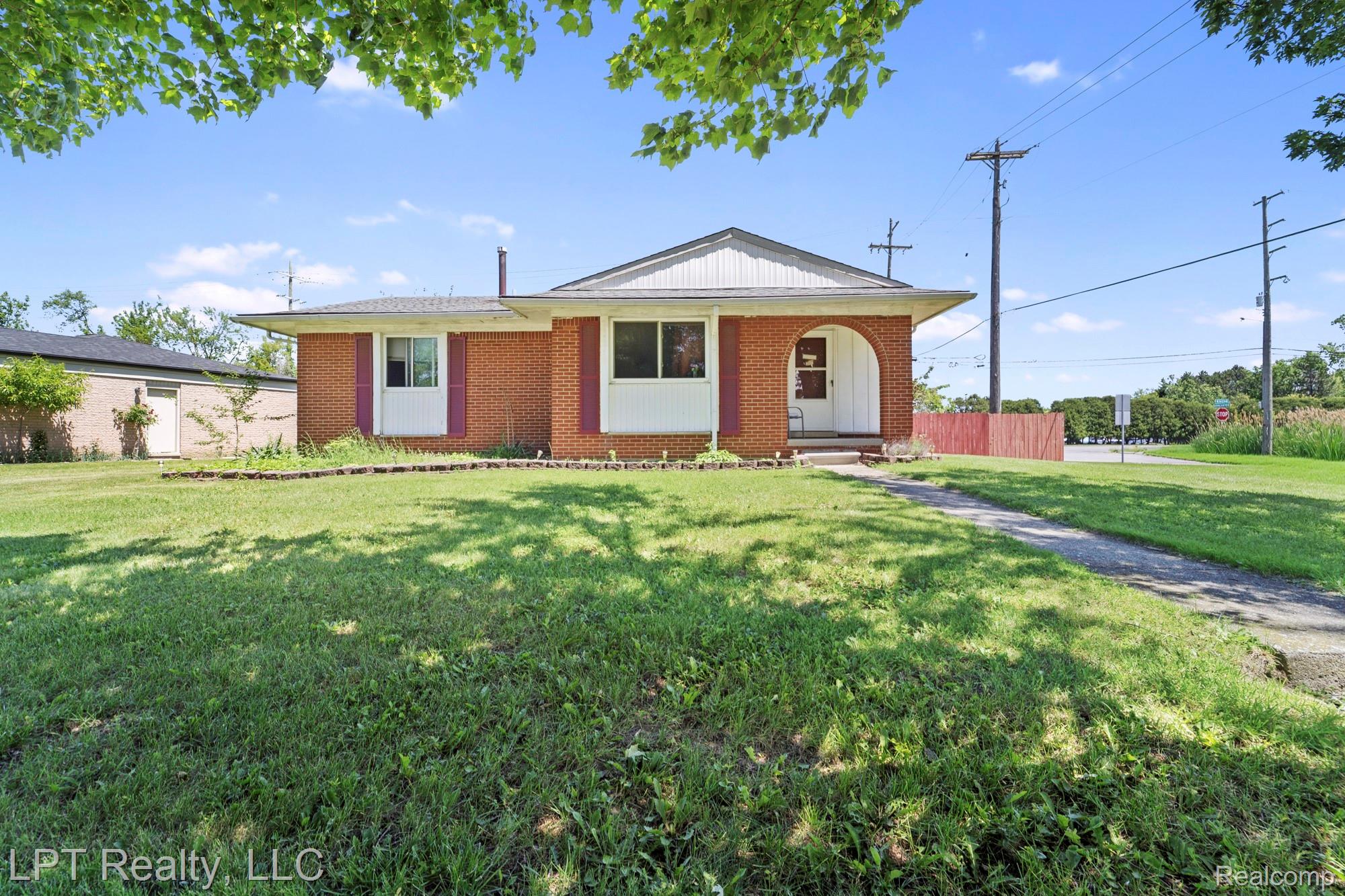 18181 Winwood Court Property Photo 1