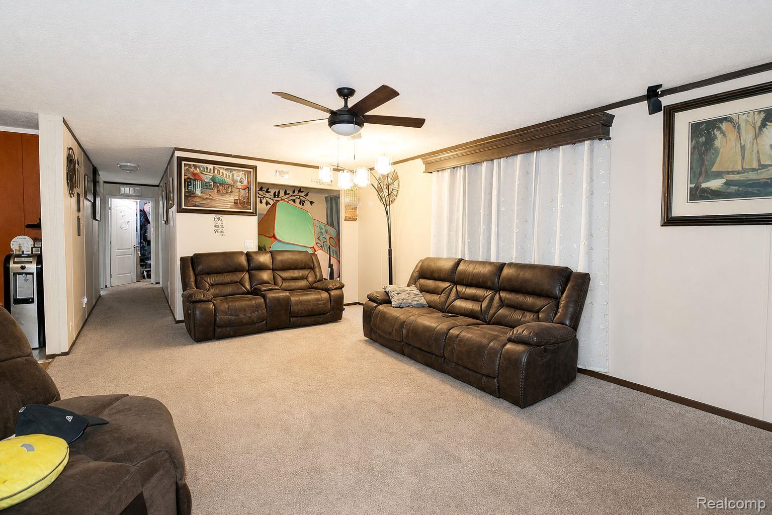 24445 Edwin Drive Property Photo 4