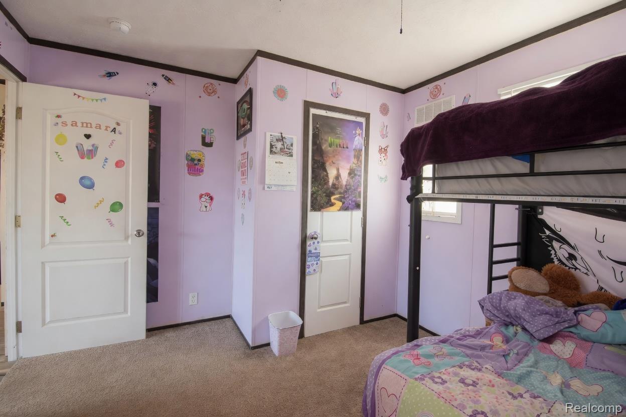 24445 Edwin Drive Property Photo 15