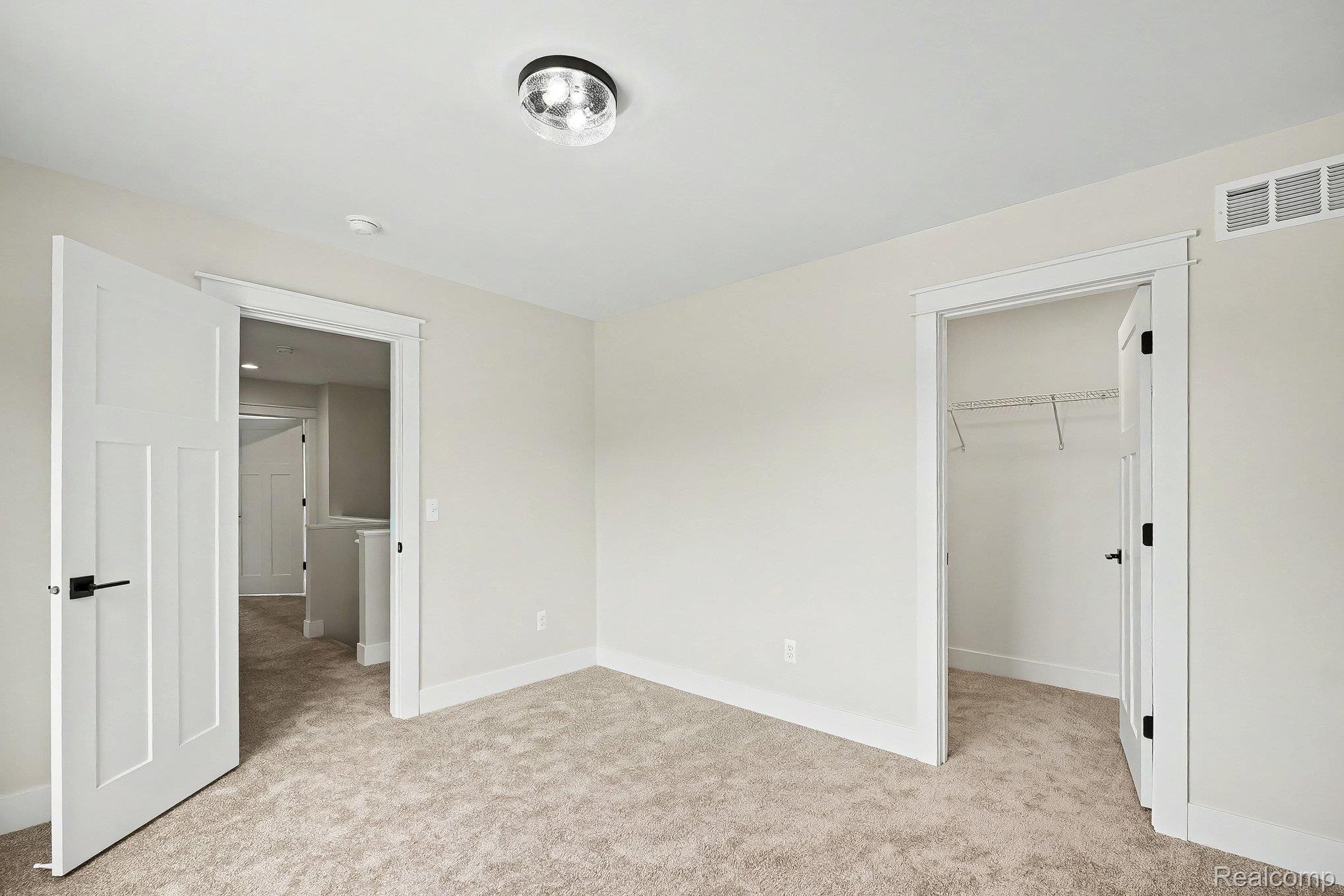 57560 Omo Road Property Photo 26