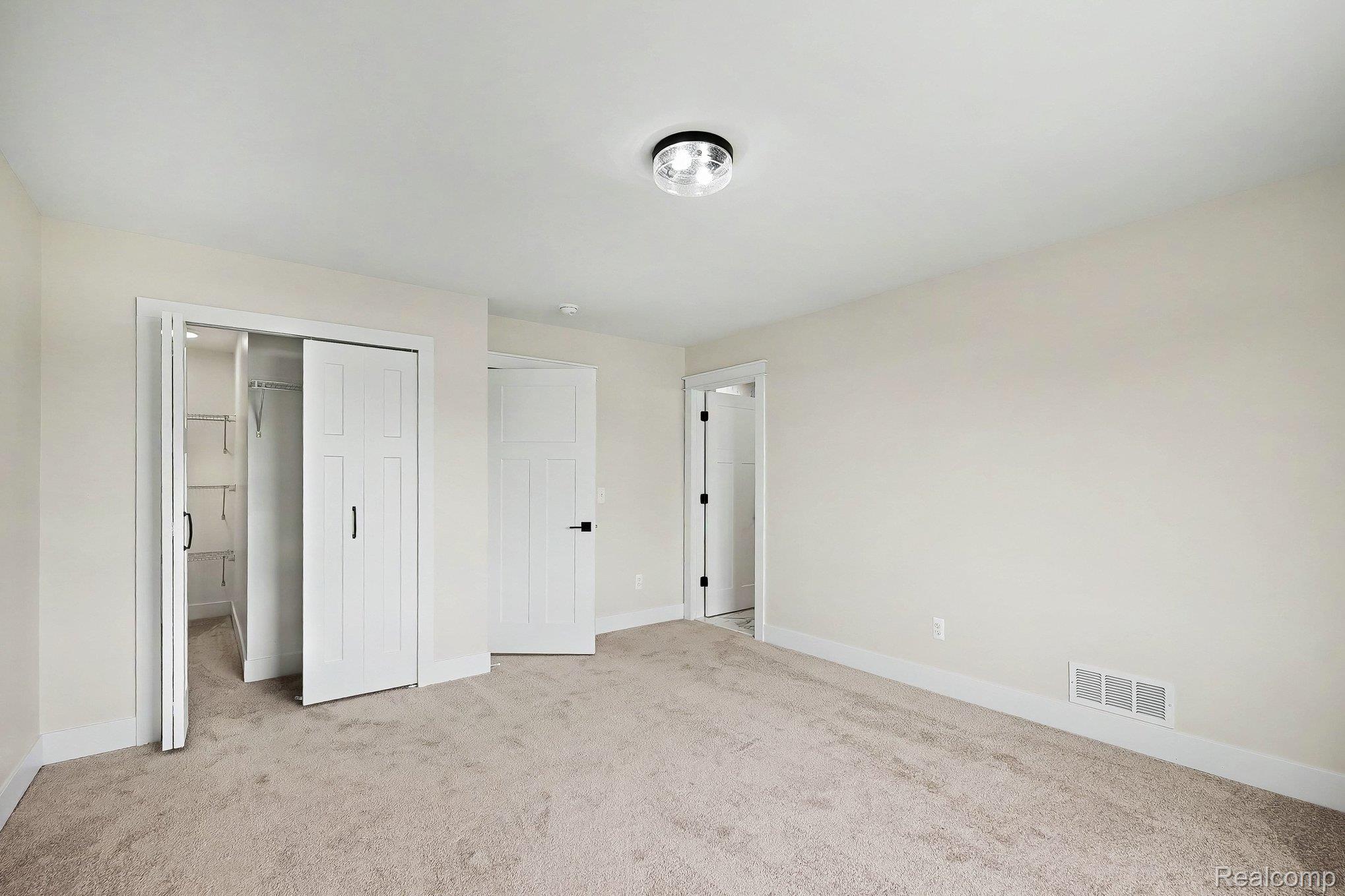 57560 Omo Road Property Photo 31