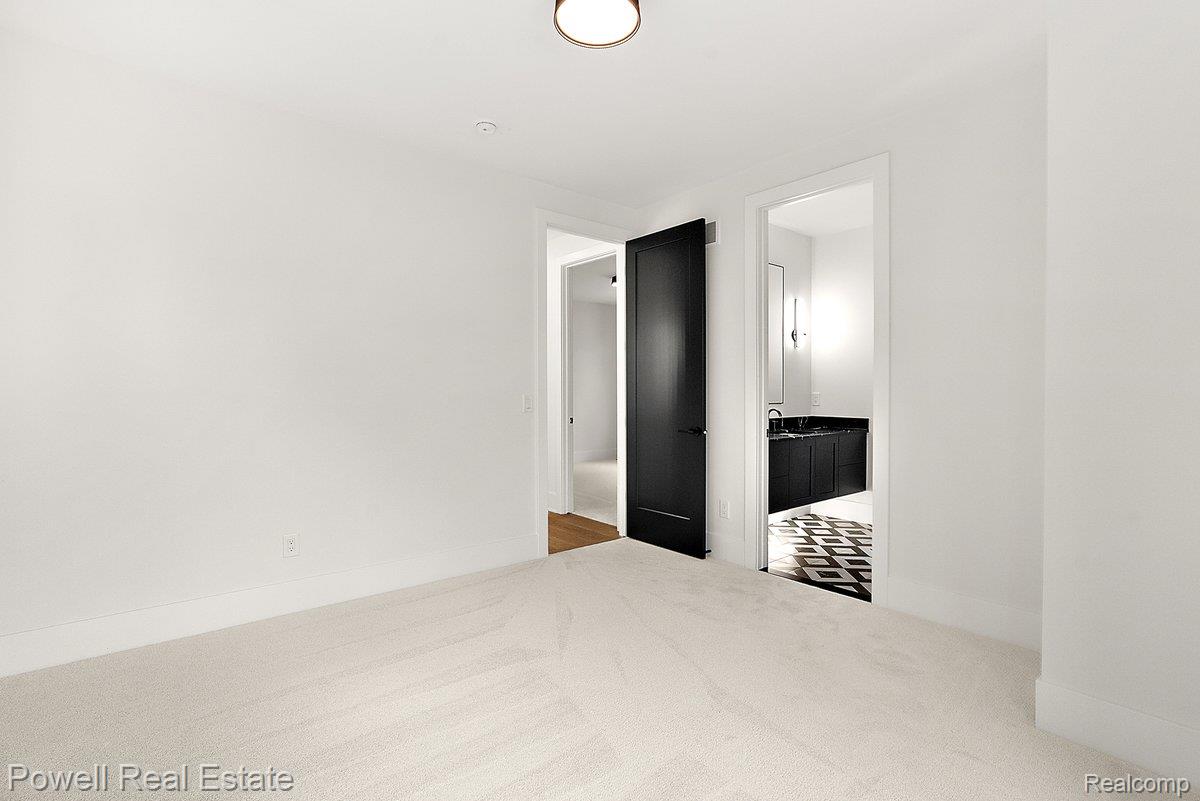 1998 Hazel Street Property Photo 27