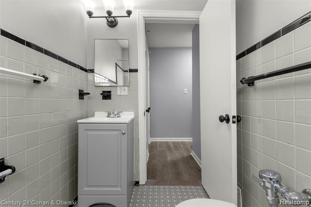 2255 Webb Street Property Photo 17