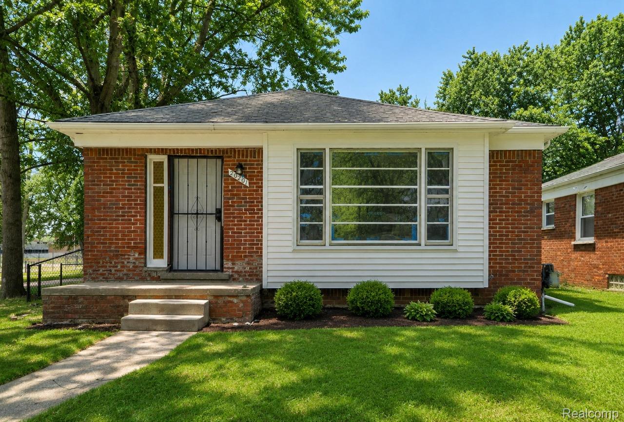 20201 Grandville Avenue Property Photo 1