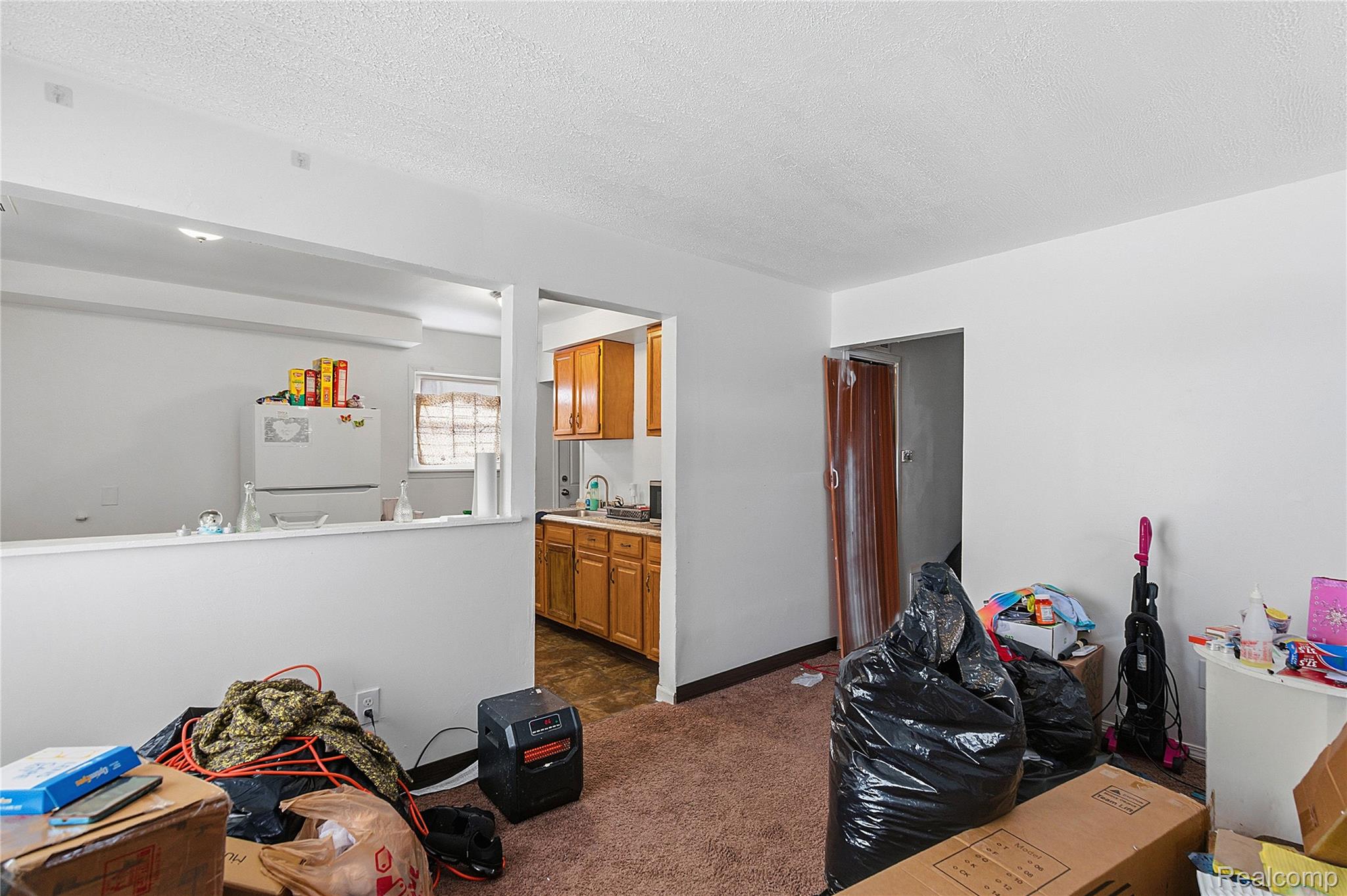 6075 Ashton Avenue Property Photo 3