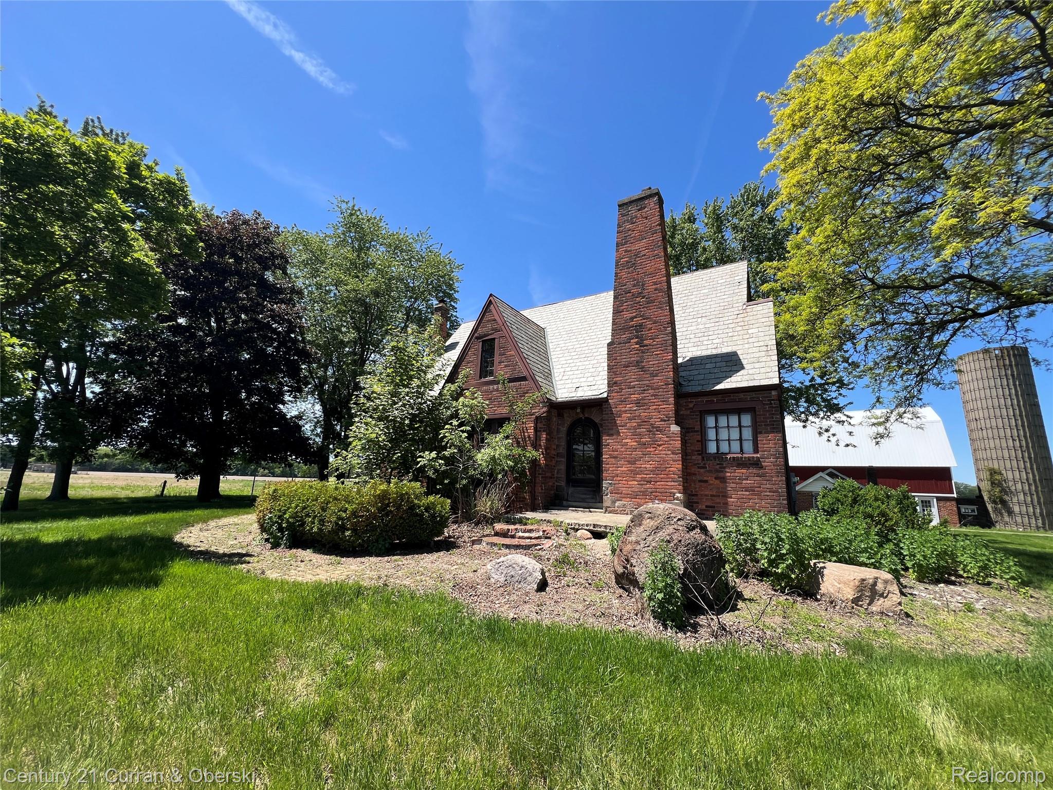 2381 Ridge Road Property Photo 1