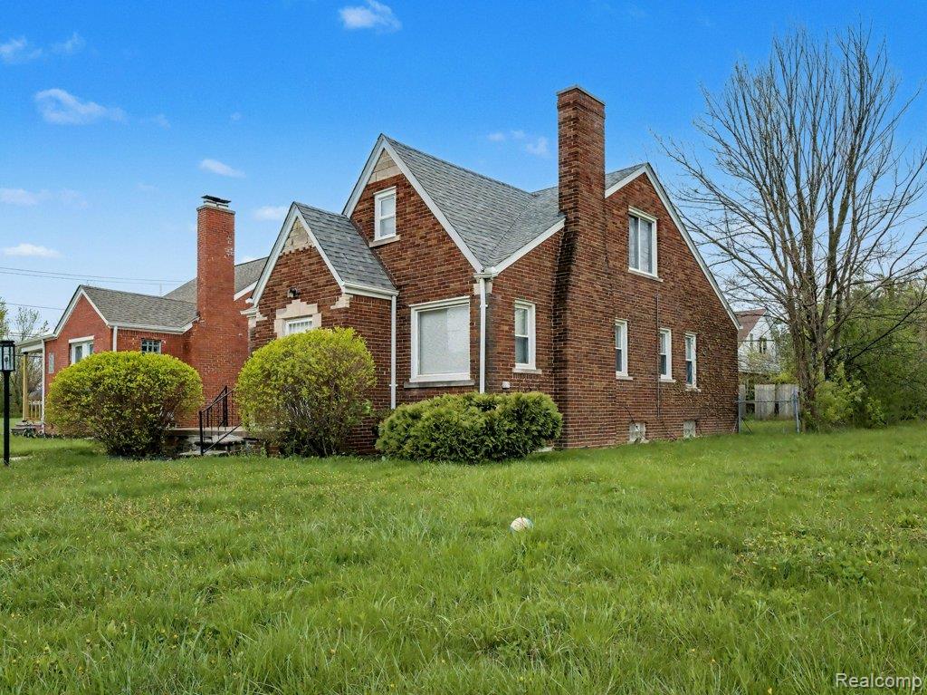5211 Nottingham Road Property Photo 2