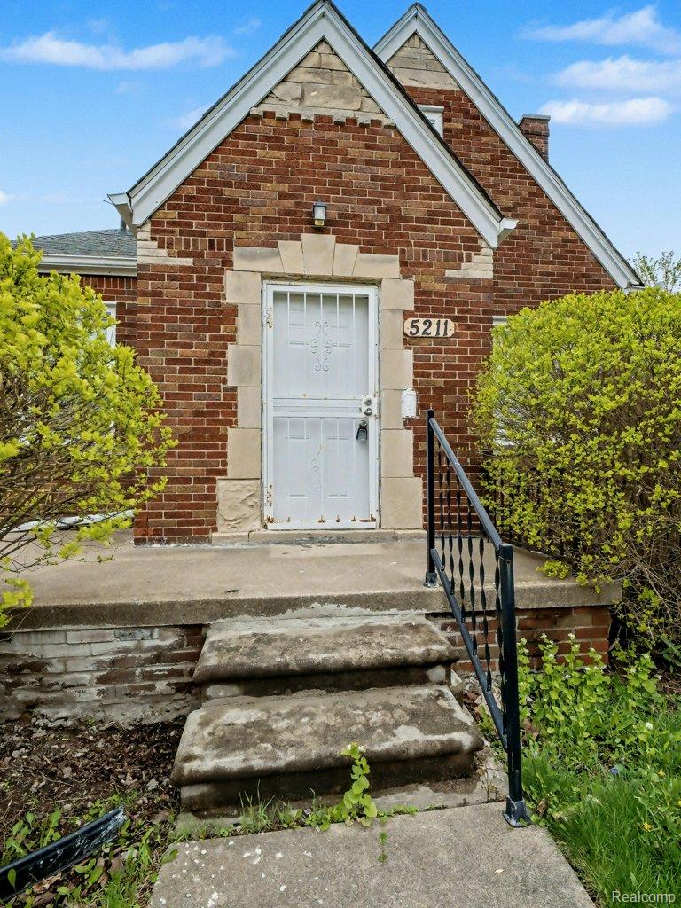 5211 Nottingham Road Property Photo 3