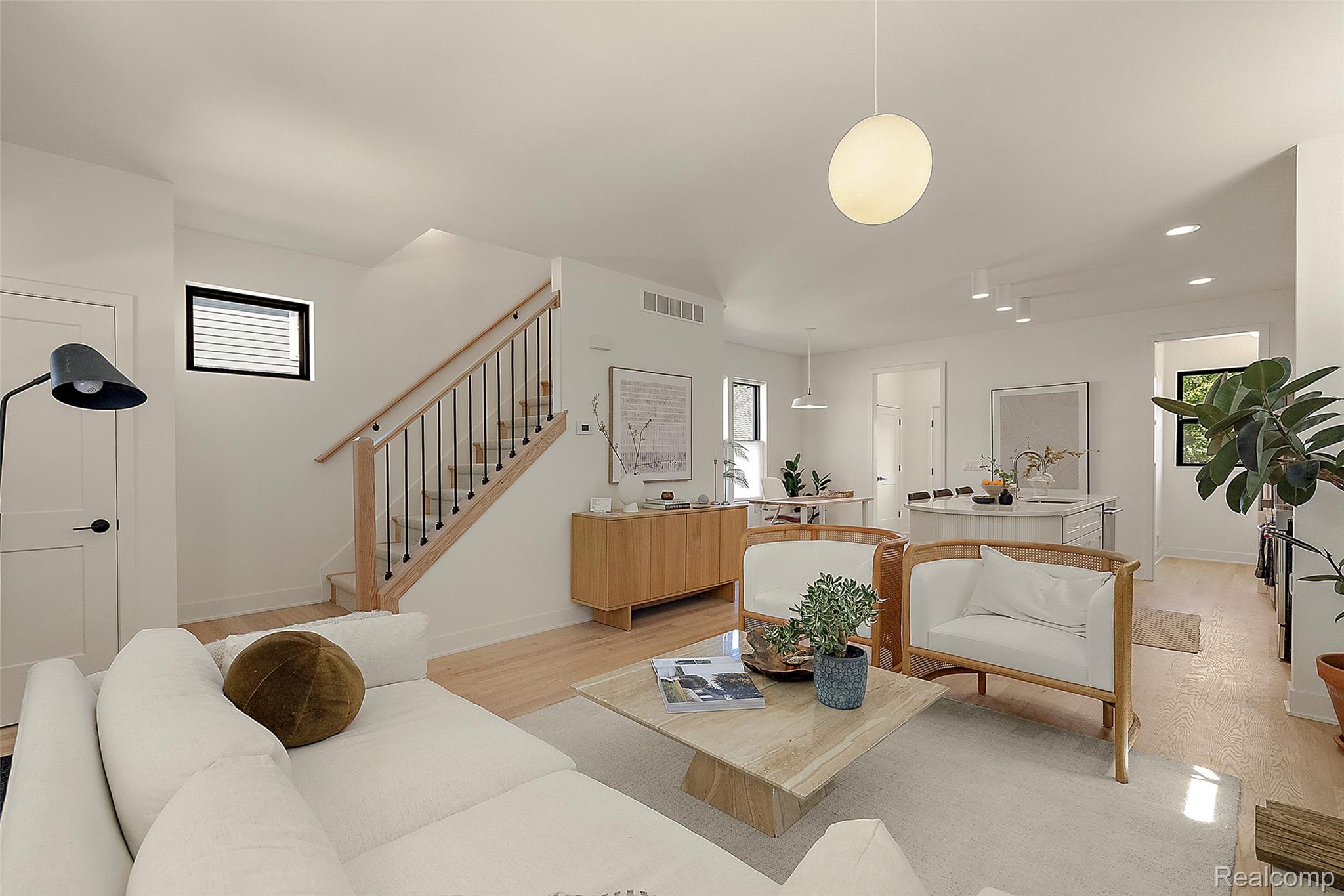 1482 Fischer Street Property Photo 8