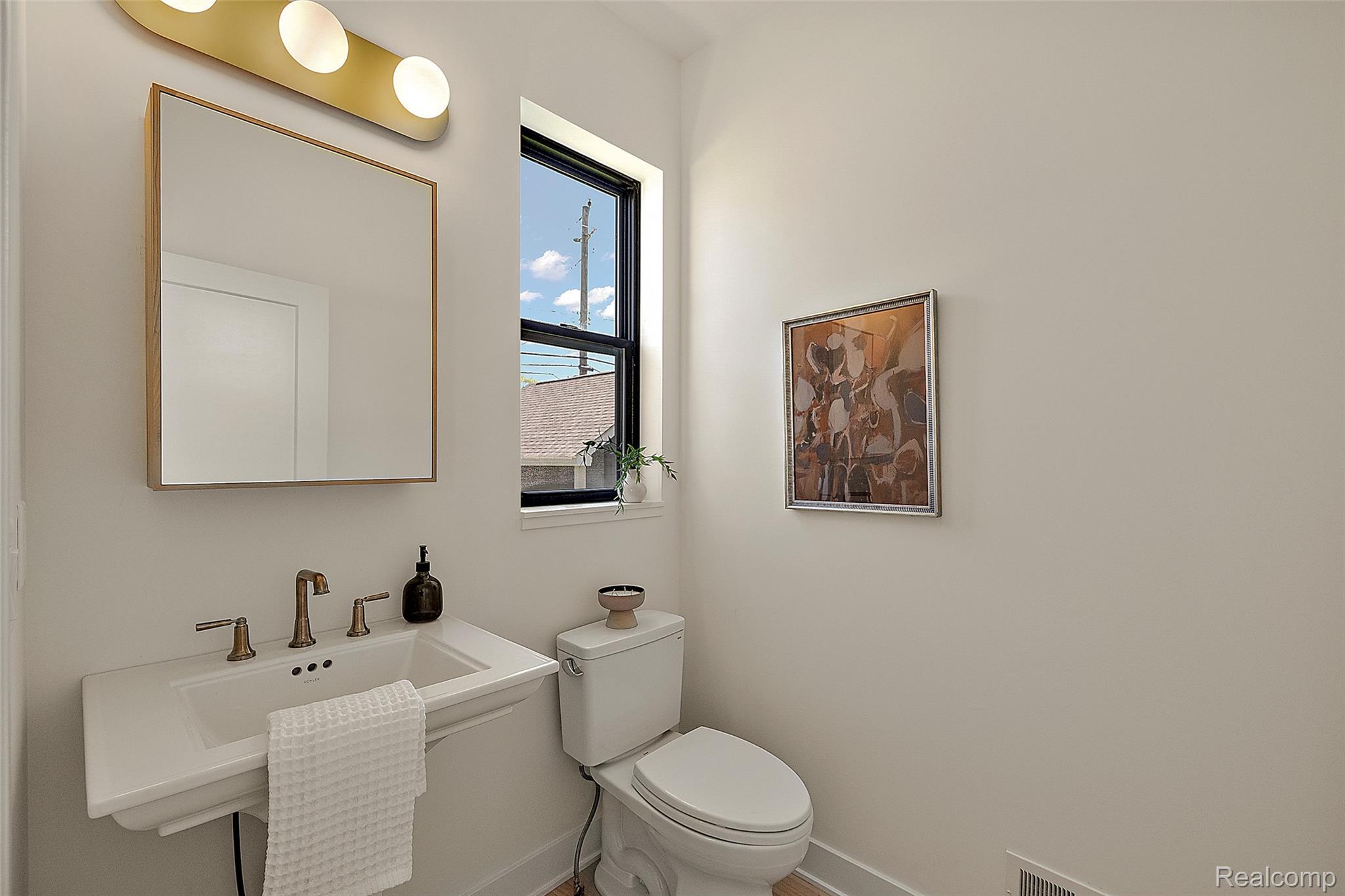 1482 Fischer Street Property Photo 18