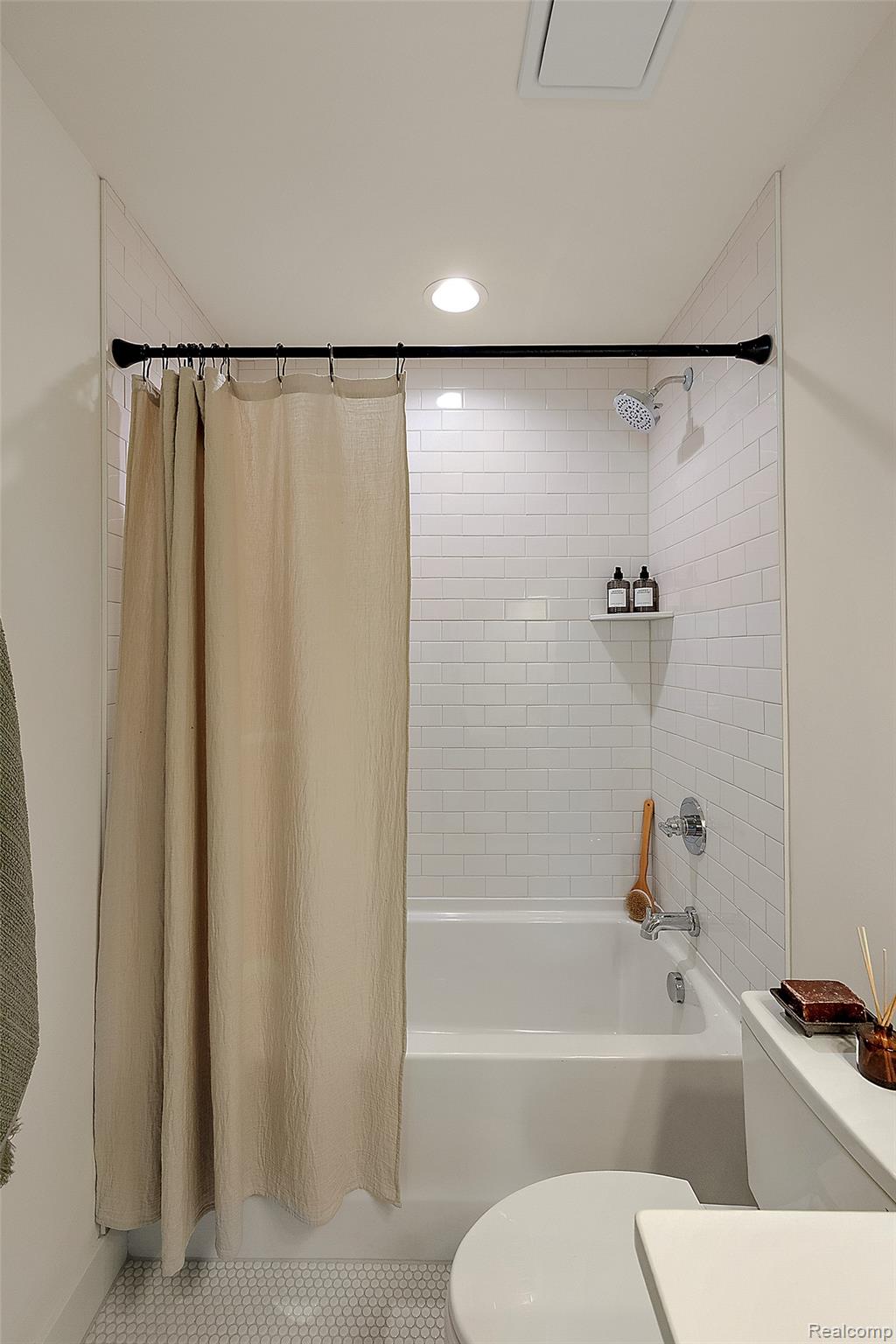 1482 Fischer Street Property Photo 35