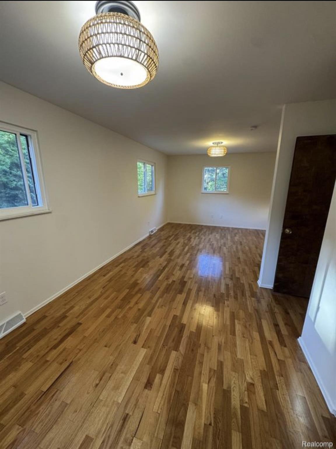 5215 Schlaud Road Property Photo 6