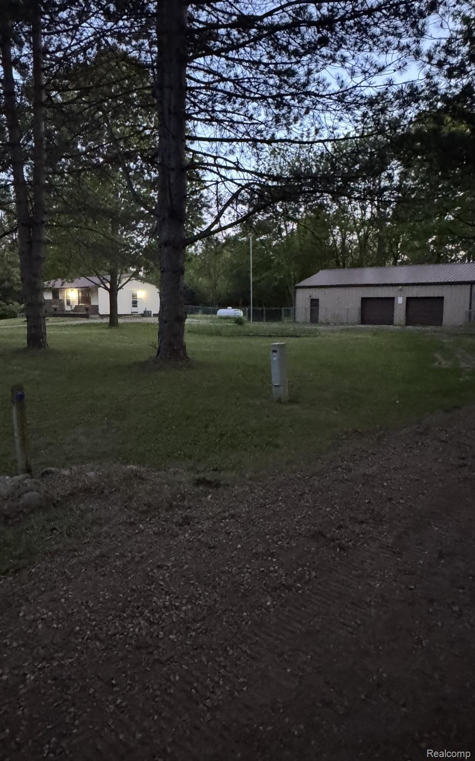 5215 Schlaud Road Property Photo 14