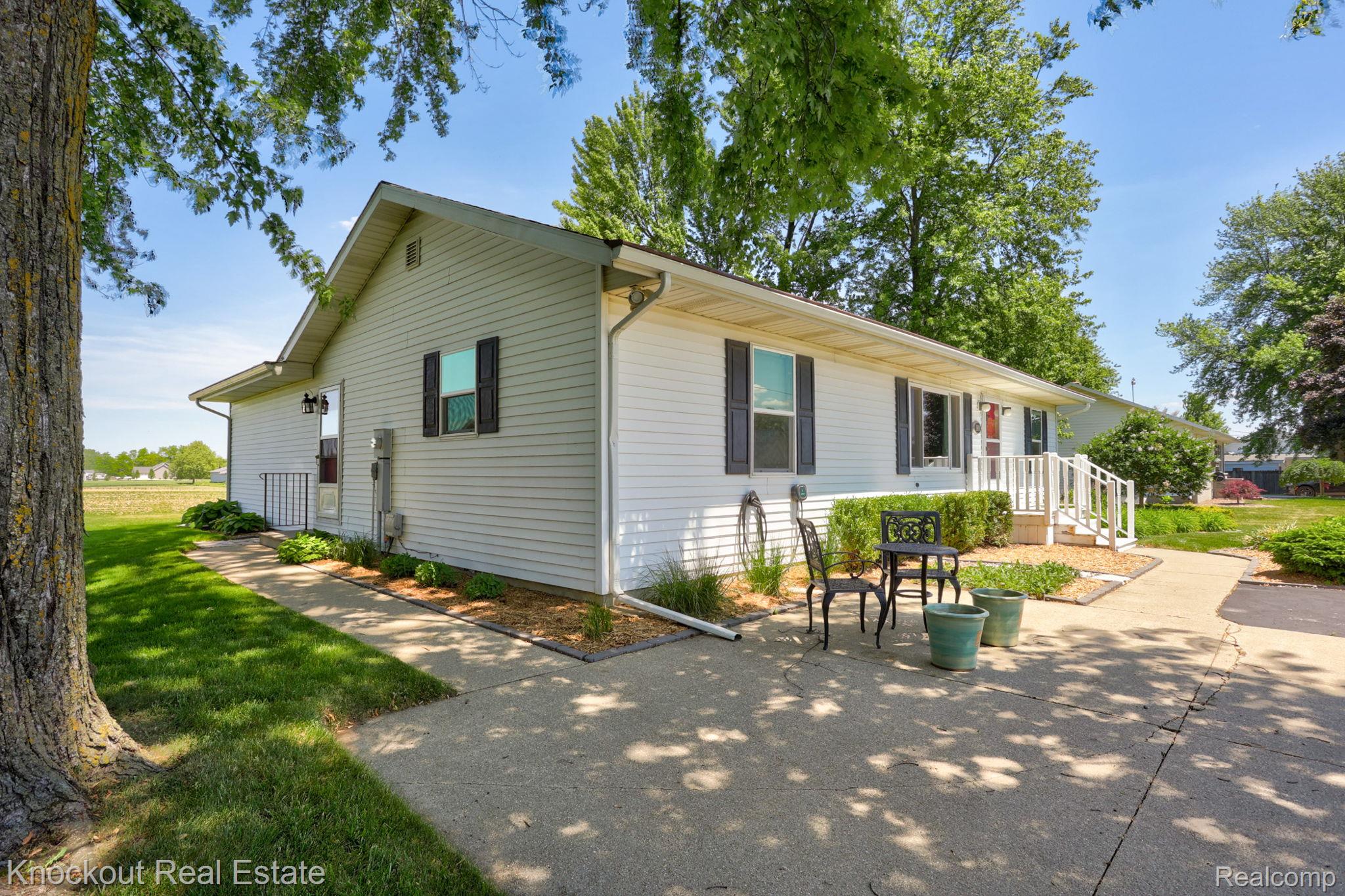 9941 Lange Road Property Photo 33