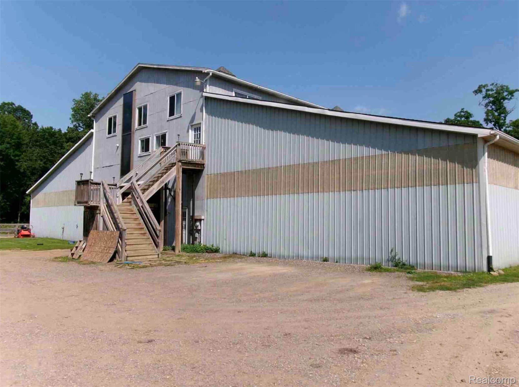 4441 Mack Road Property Photo 2