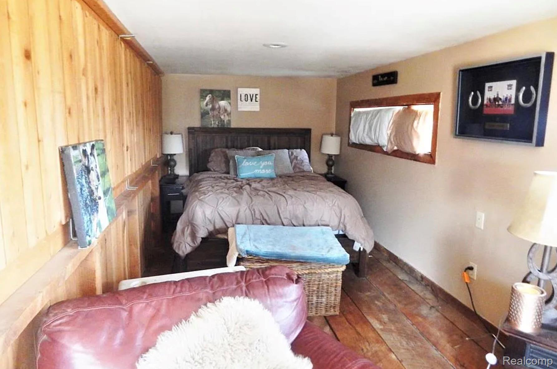 4441 Mack Road Property Photo 30