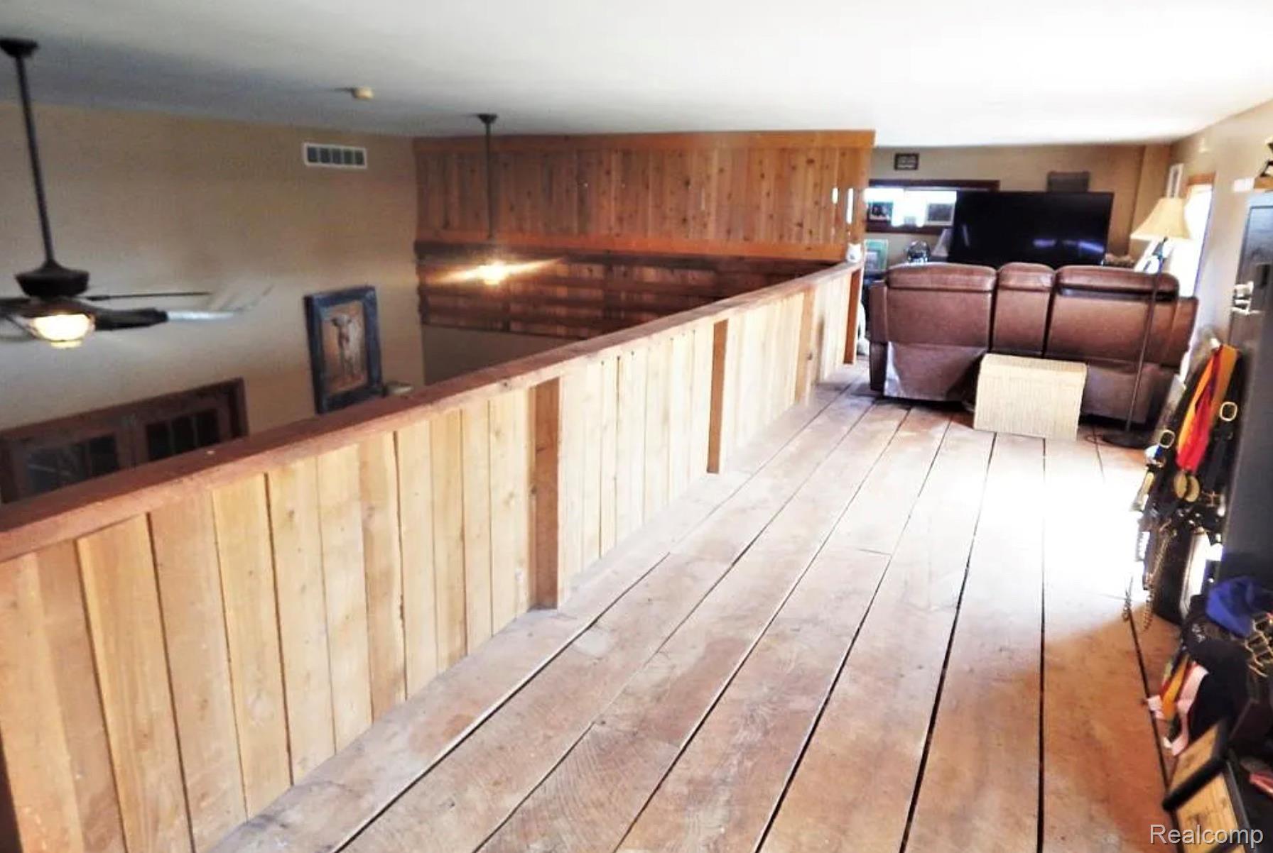 4441 Mack Road Property Photo 32