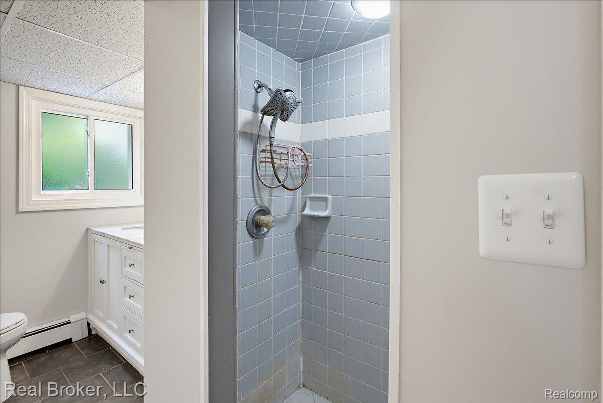 8320 Hillpoint Drive Property Photo 19