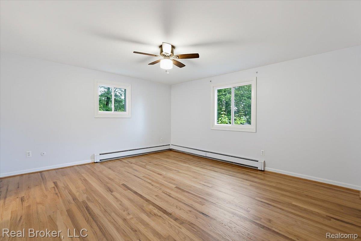 8320 Hillpoint Drive Property Photo 20