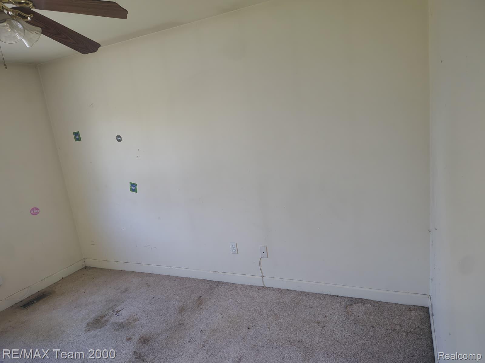 19452 Troy Place Property Photo 13