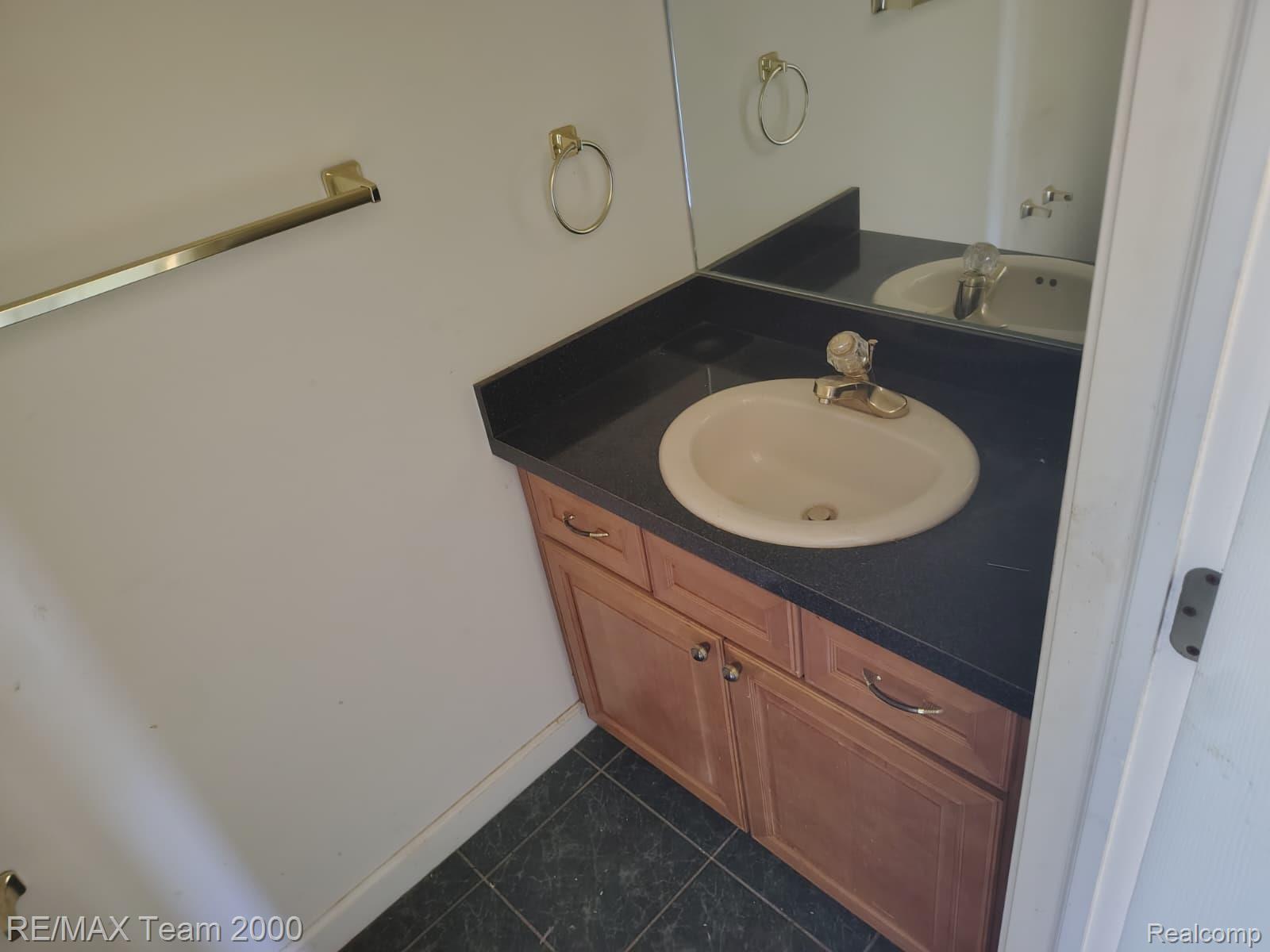 19452 Troy Place Property Photo 14
