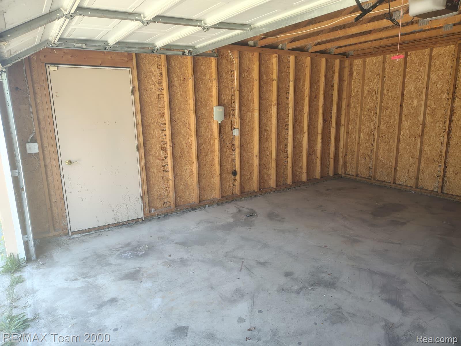 19452 Troy Place Property Photo 26
