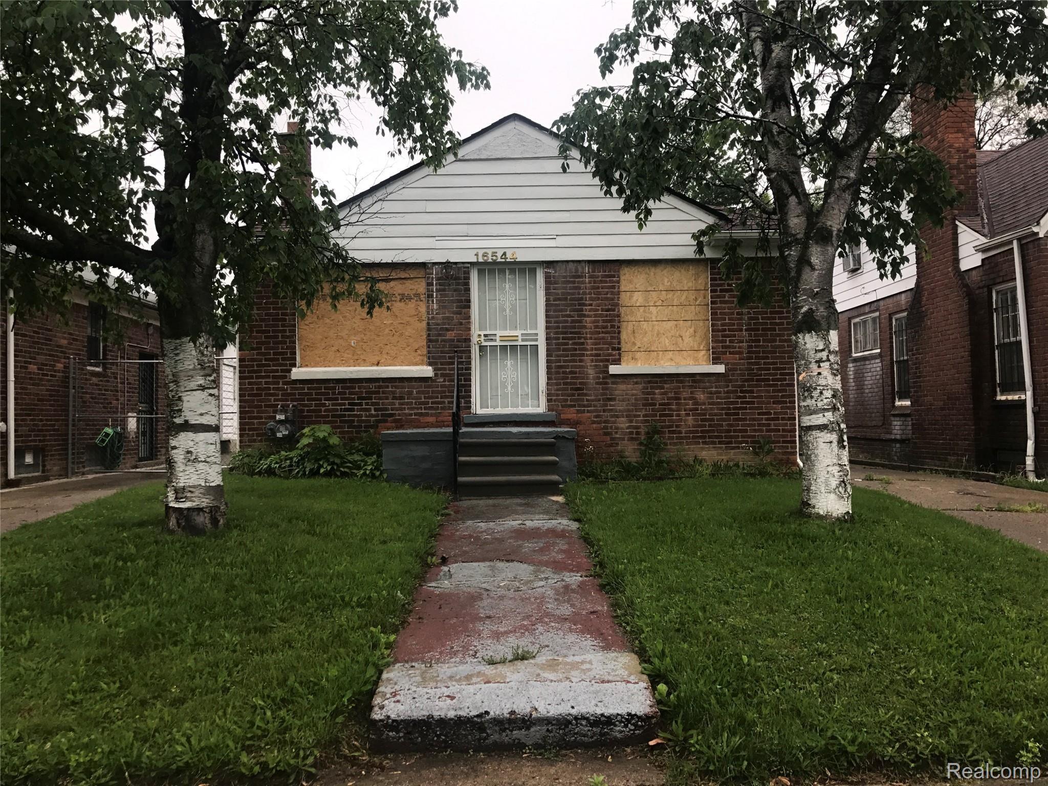 16544 Saint Marys Street Property Photo 1