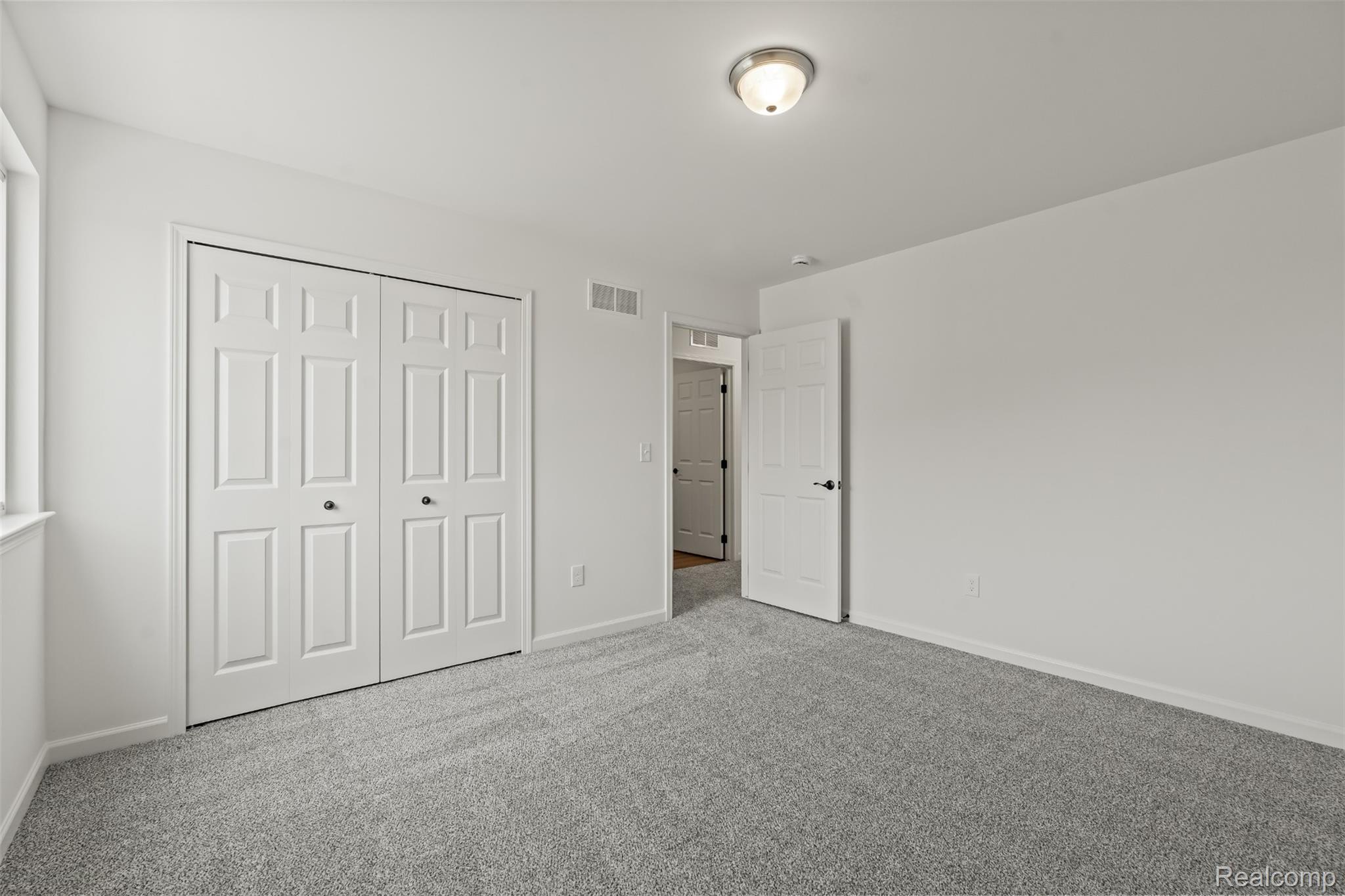 26591 Triple Crown Drive Property Photo 19