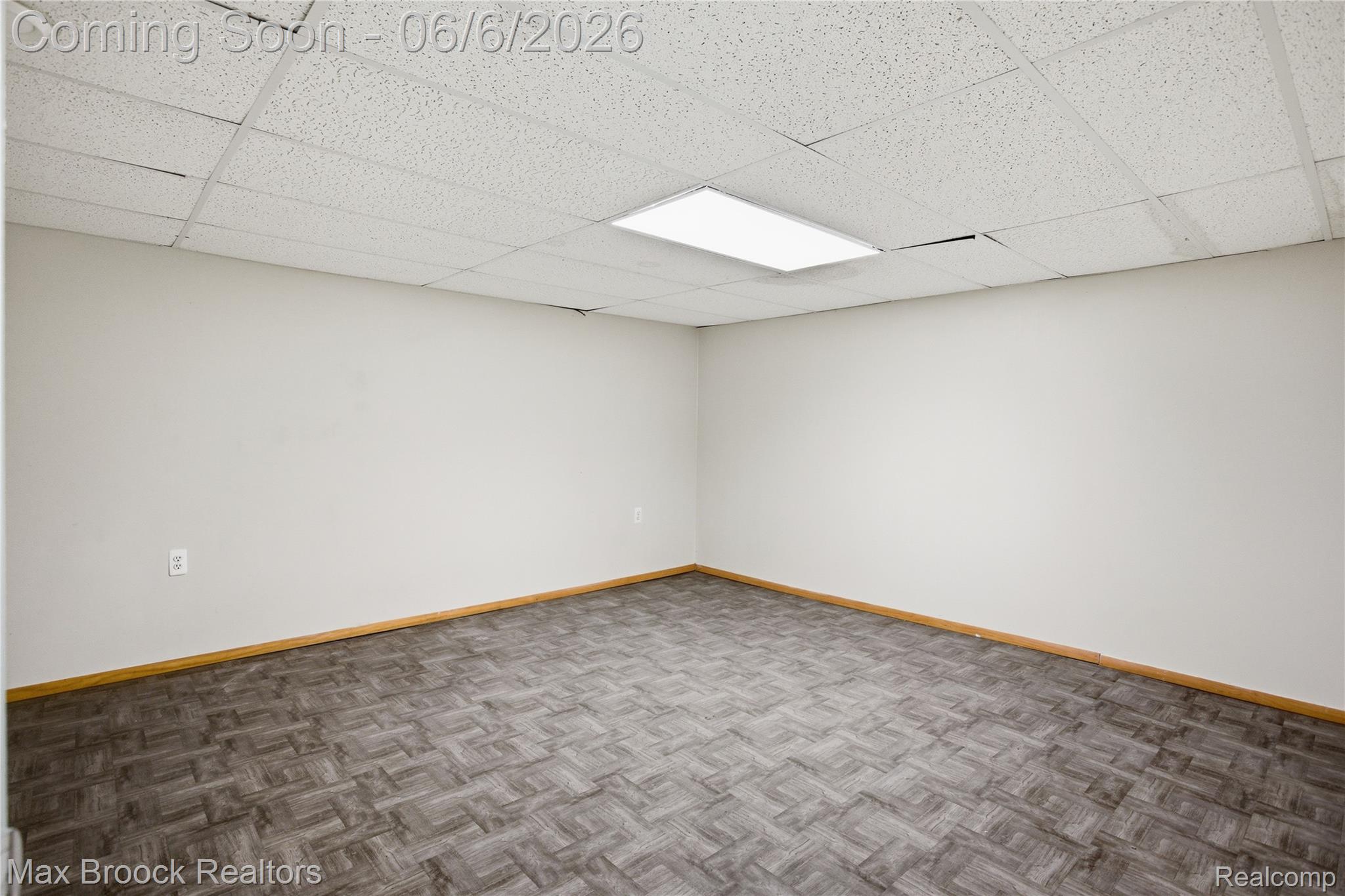 46547 Glen Eagle Drive Property Photo 48