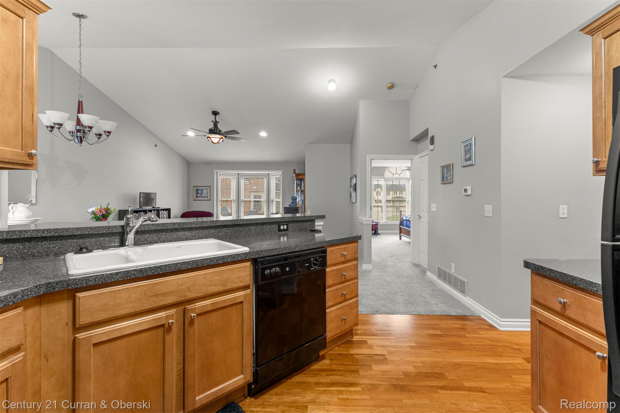 45599 Graystone Ln Property Photo 11