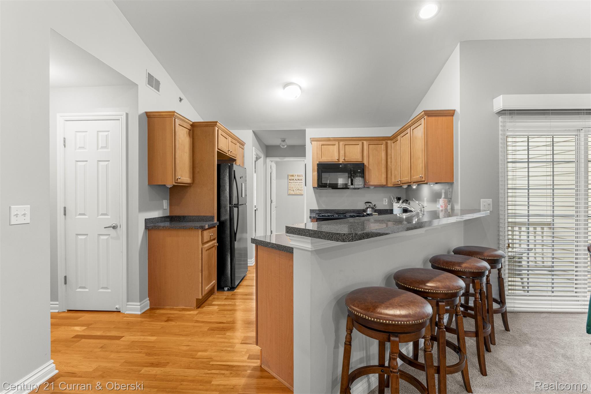 45599 Graystone Ln Property Photo 12