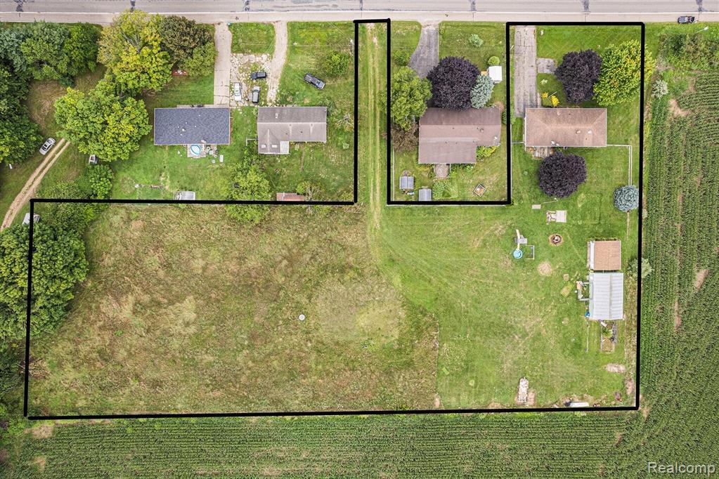 25692 M 60 Property Photo 1