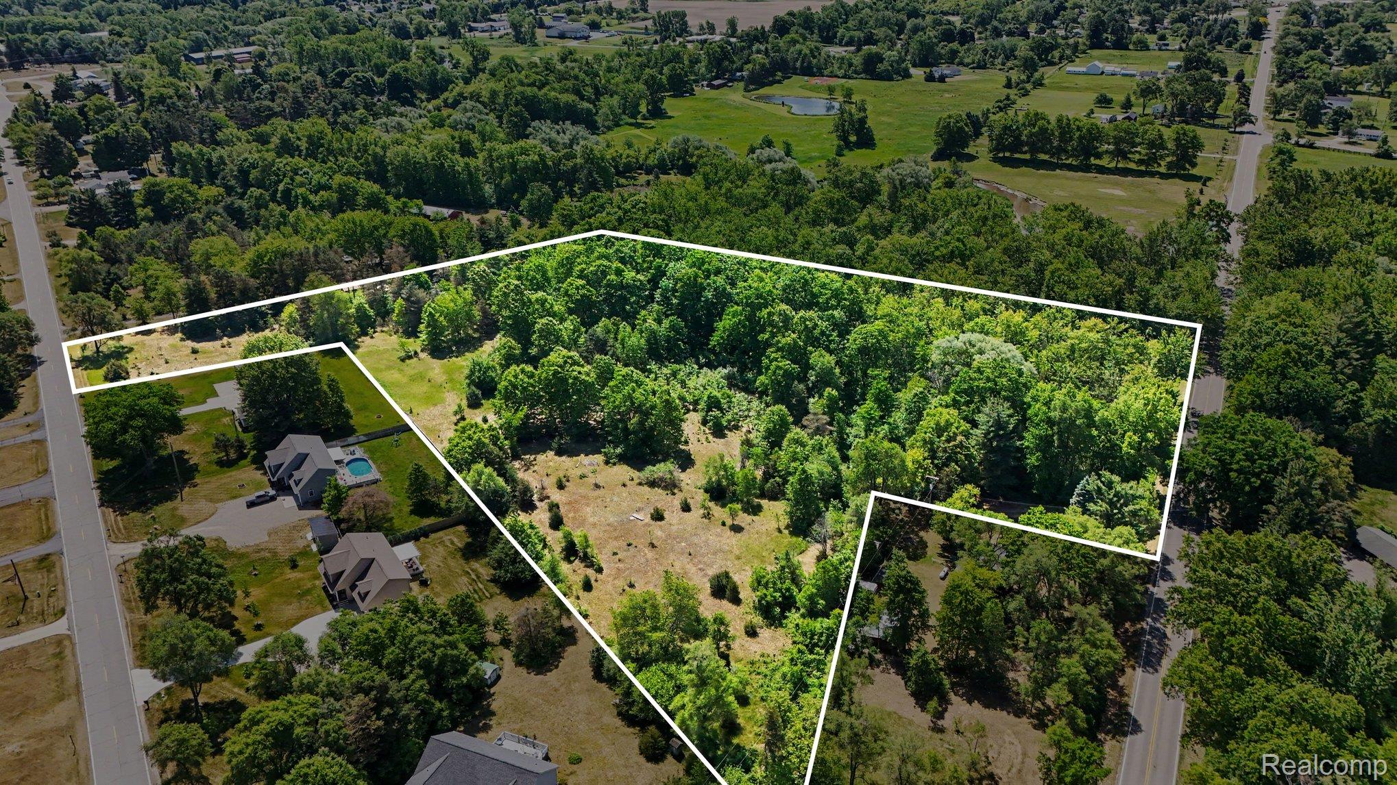 1948 Mayfield Road Property Photo 2