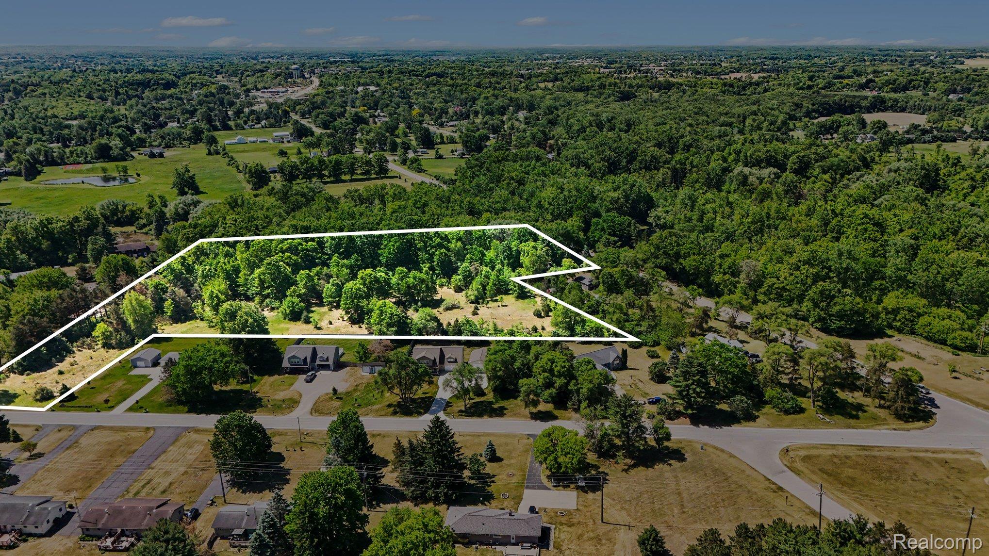 1948 Mayfield Road Property Photo 3