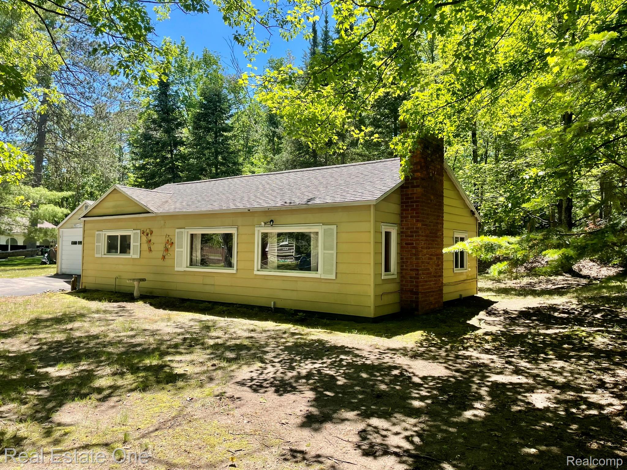 2596 E Fox Road Property Photo 7