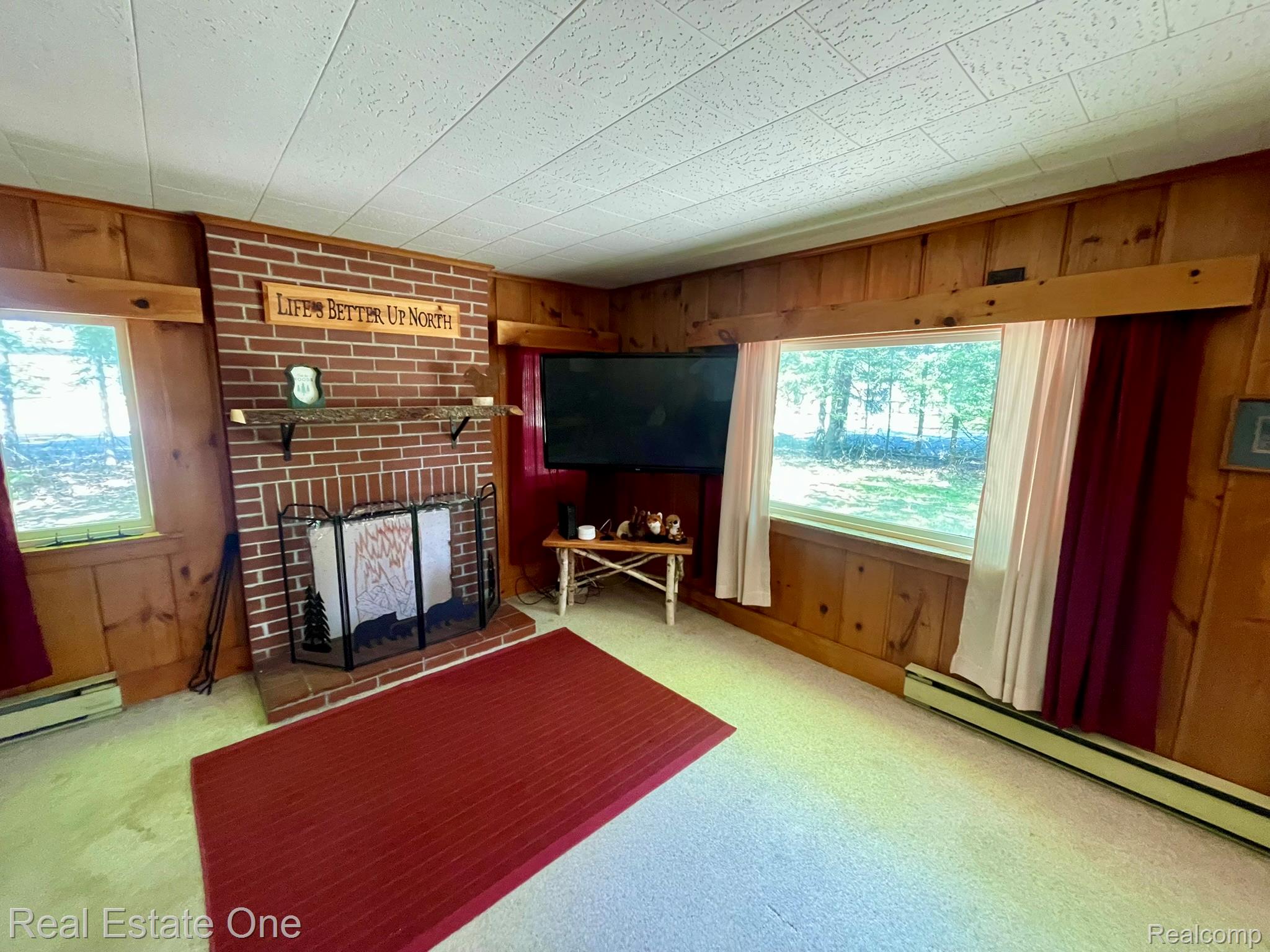 2596 E Fox Road Property Photo 10