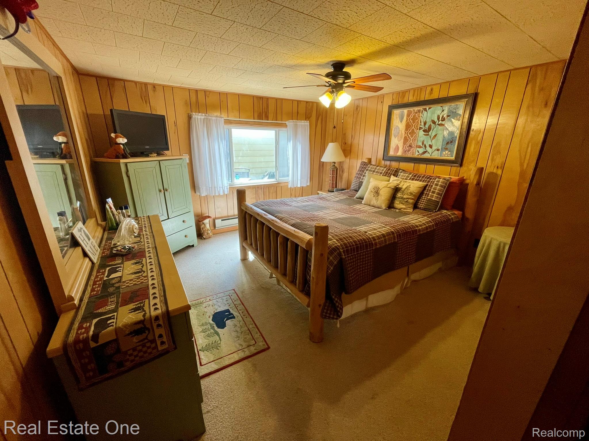 2596 E Fox Road Property Photo 15