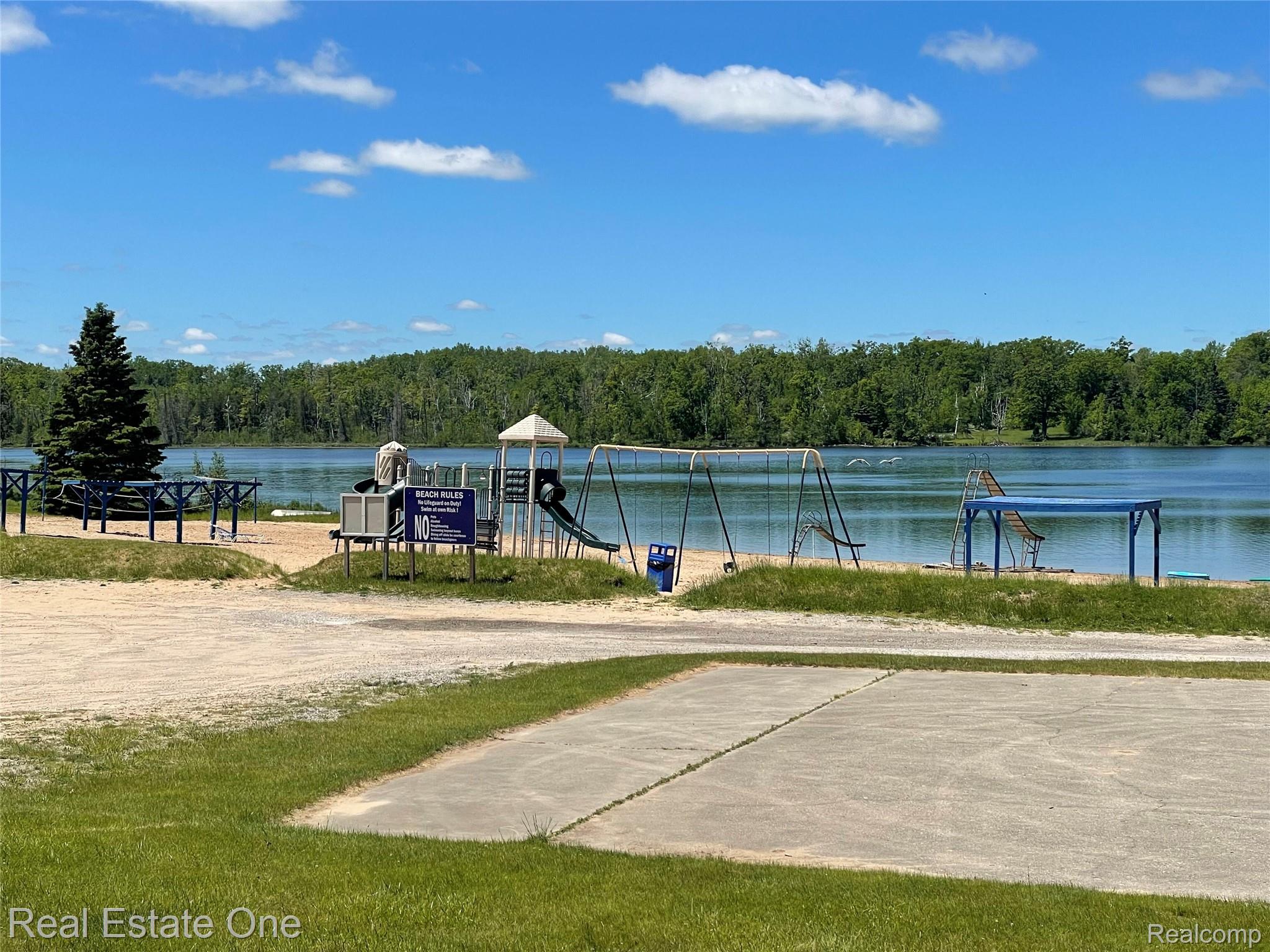 2596 E Fox Road Property Photo 49