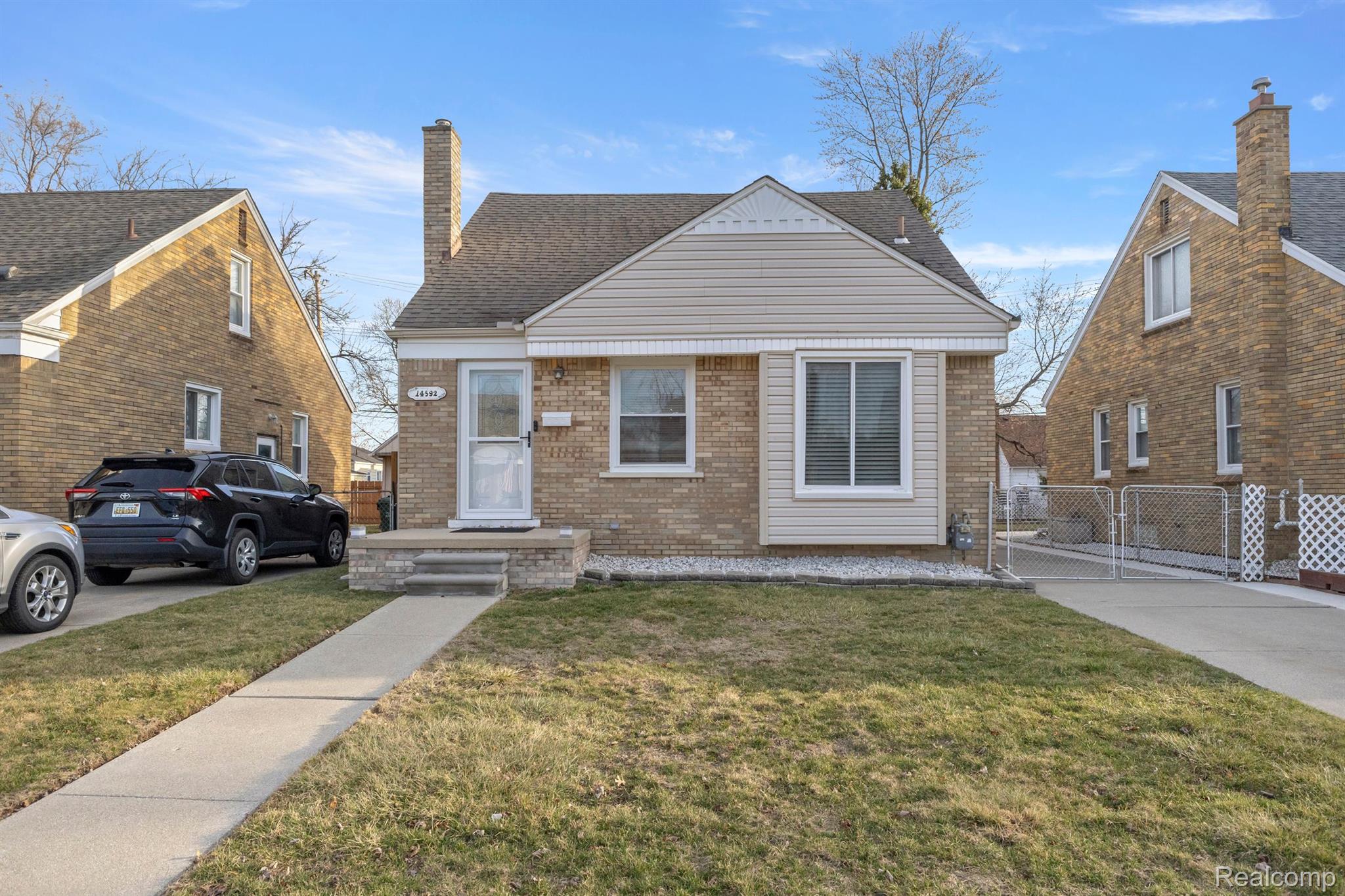 14592 Oconnor Avenue Property Photo 3