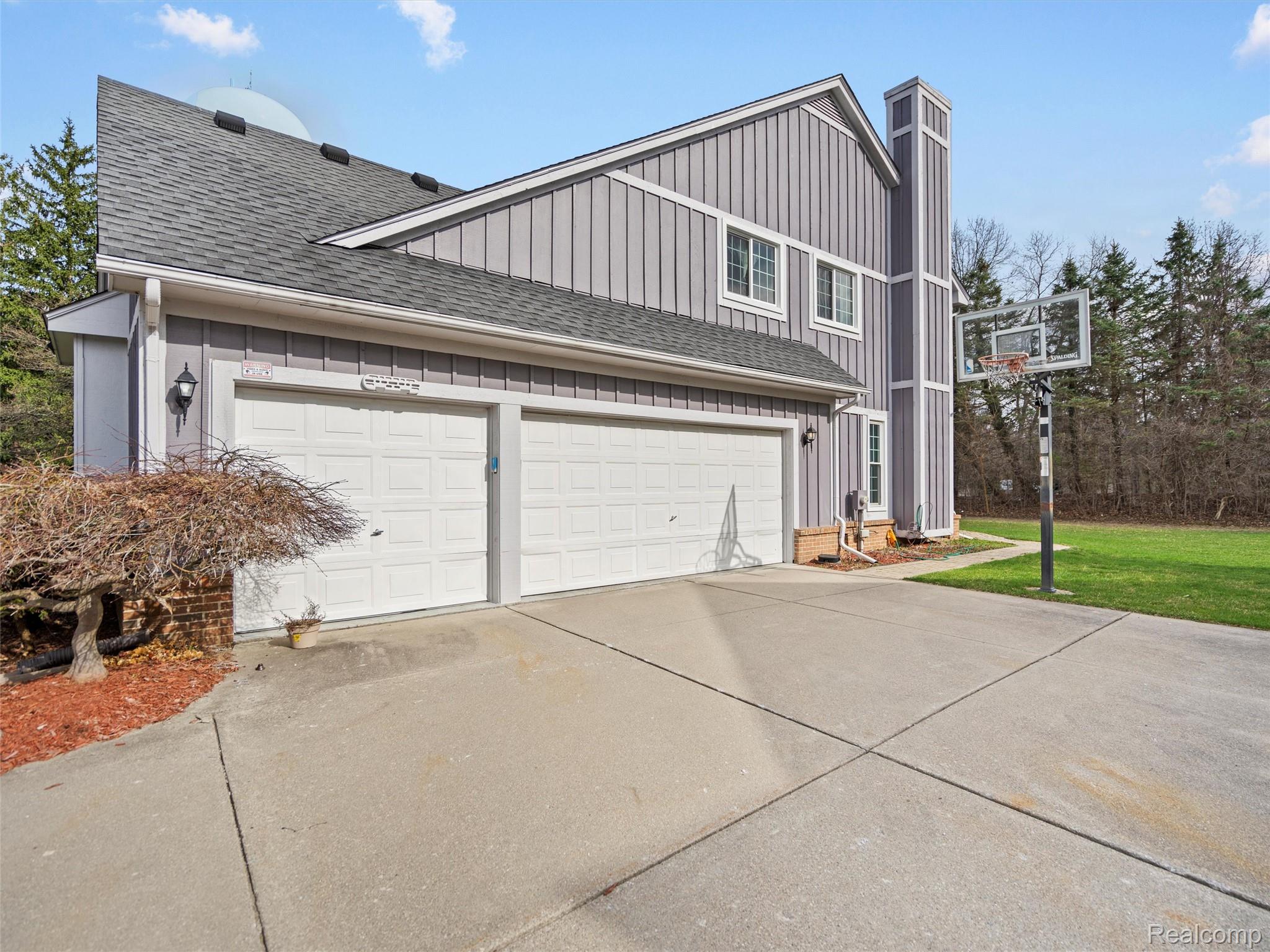 7359 Water Oaks Property Photo 11