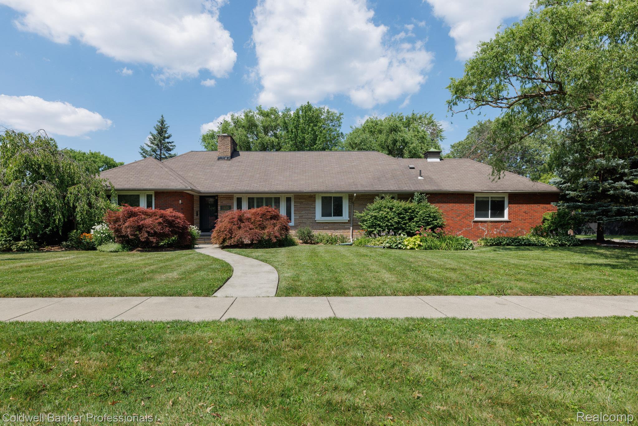 1416 N Renaud Road Property Photo 1