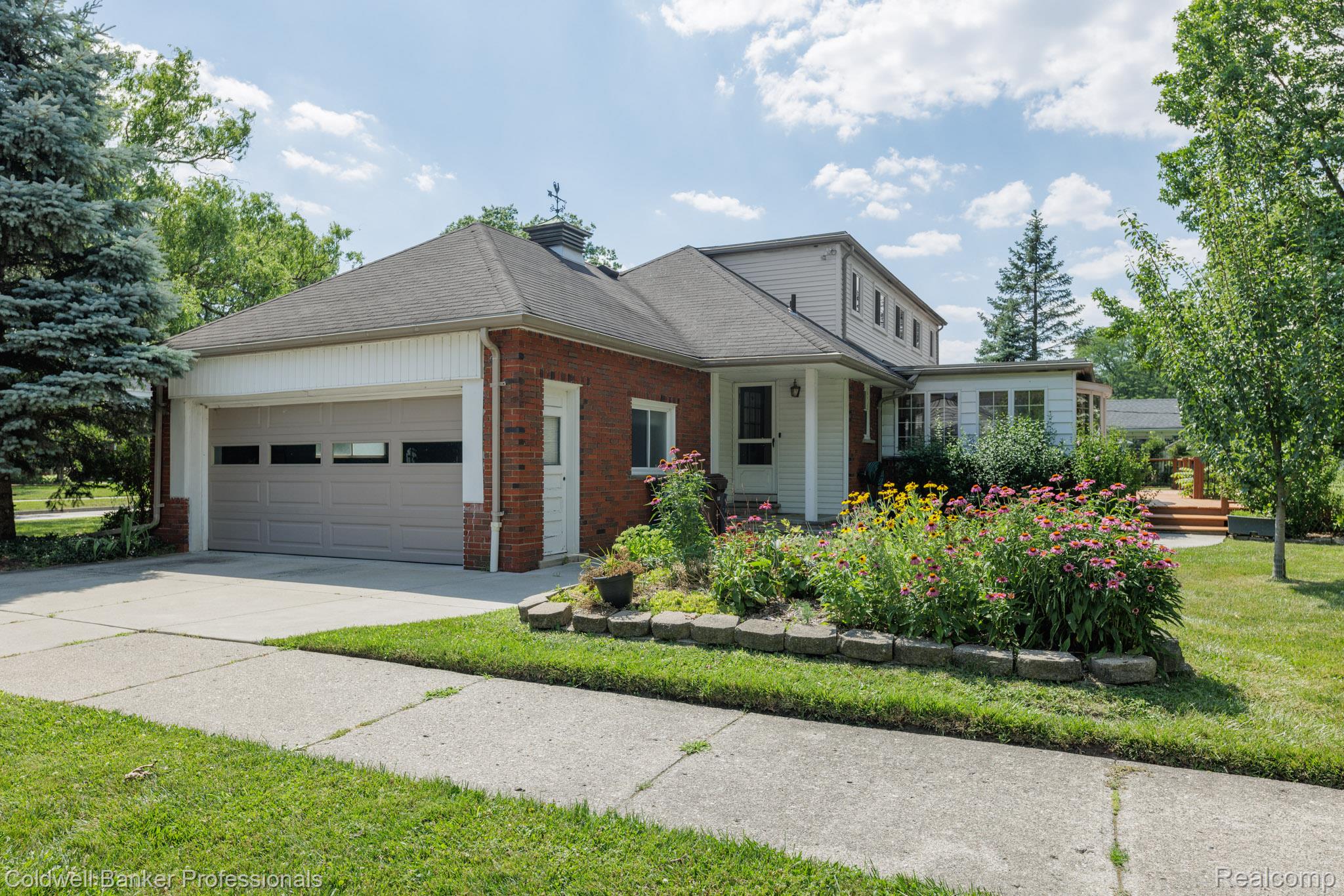 1416 N Renaud Road Property Photo 6