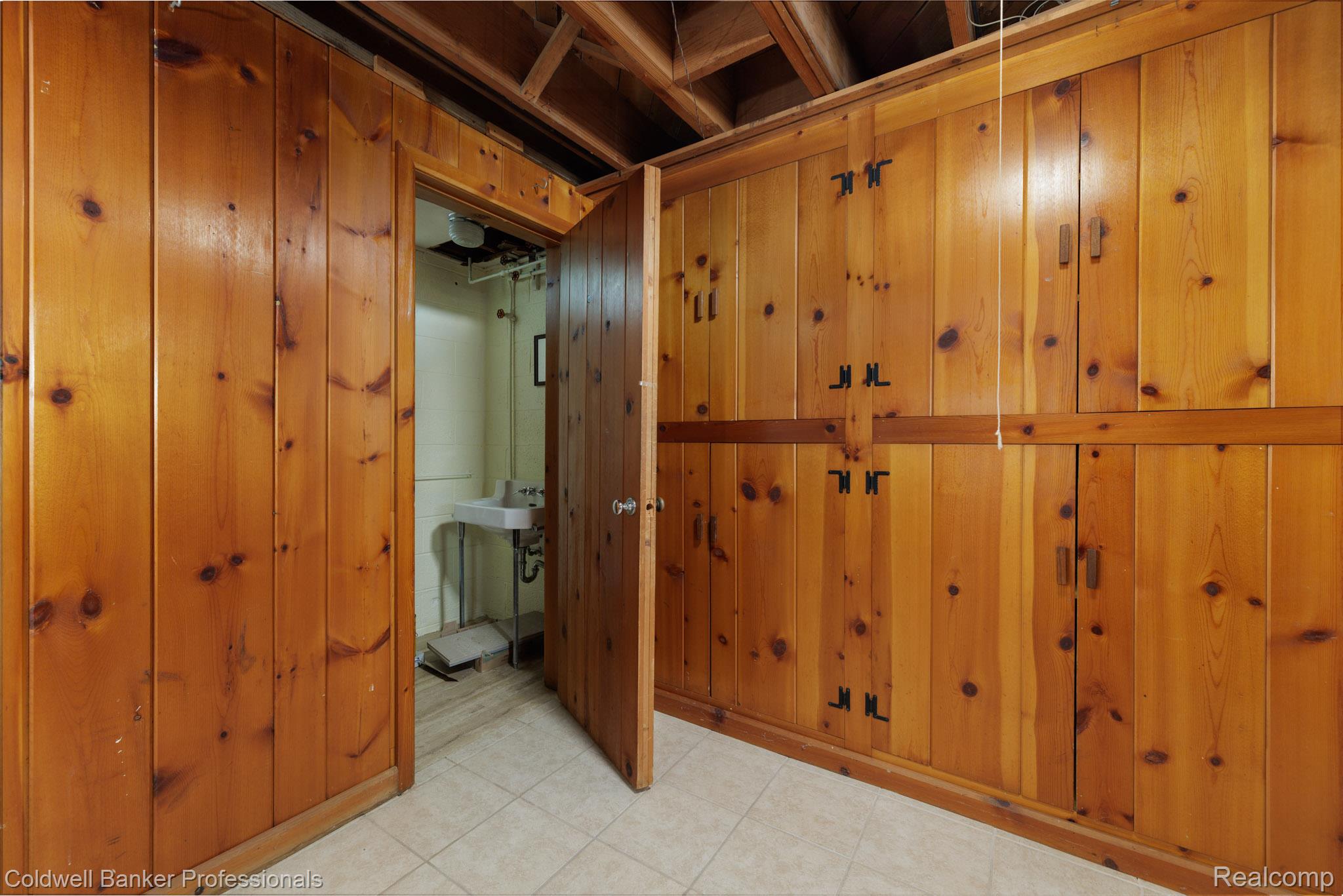 1416 N Renaud Road Property Photo 52
