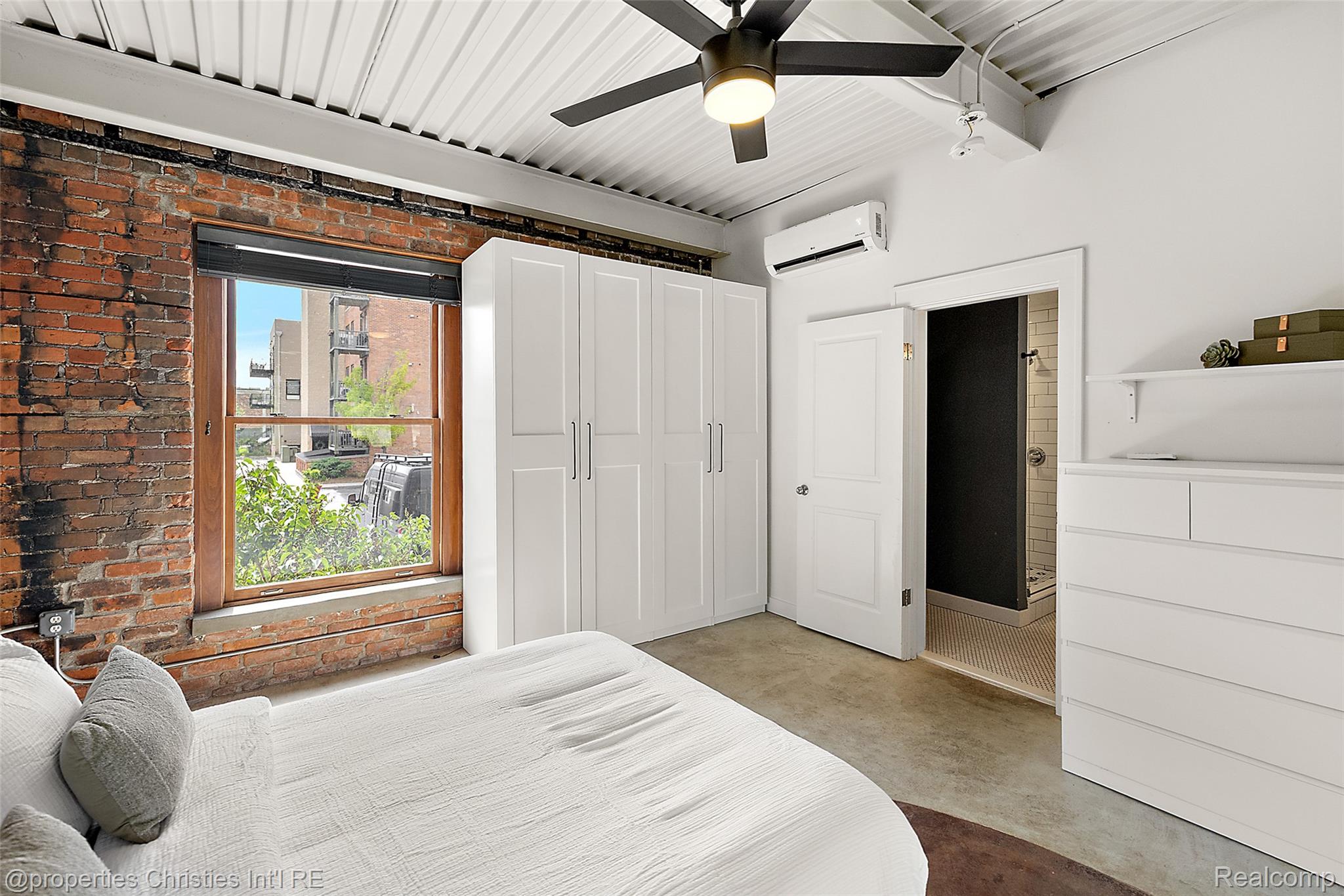112 Watson Street 24 Property Photo 19